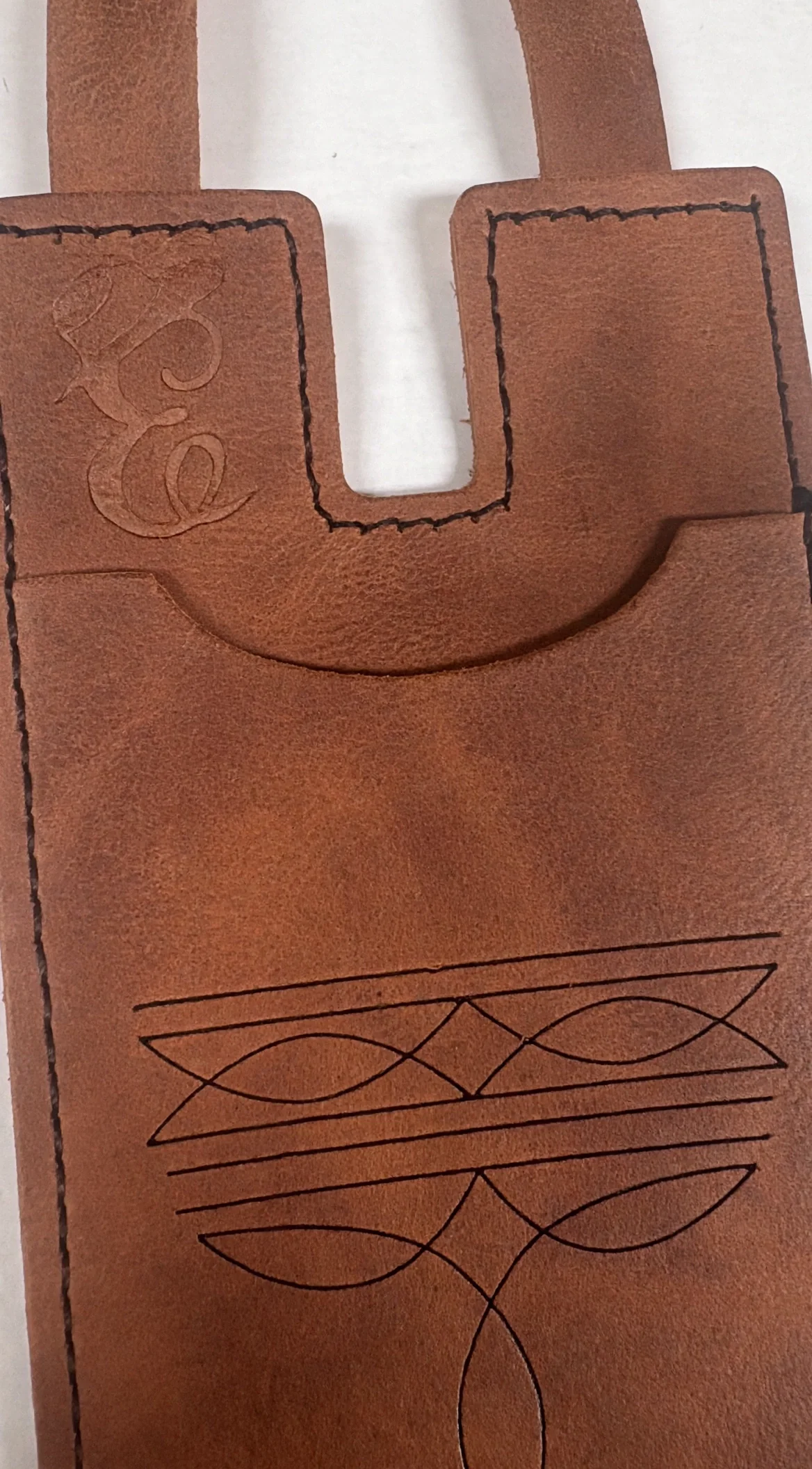 media-generation-belt-pouch-tan-detail-0-61a230a7-c621-4daf-a448-6d388f38a592.webp