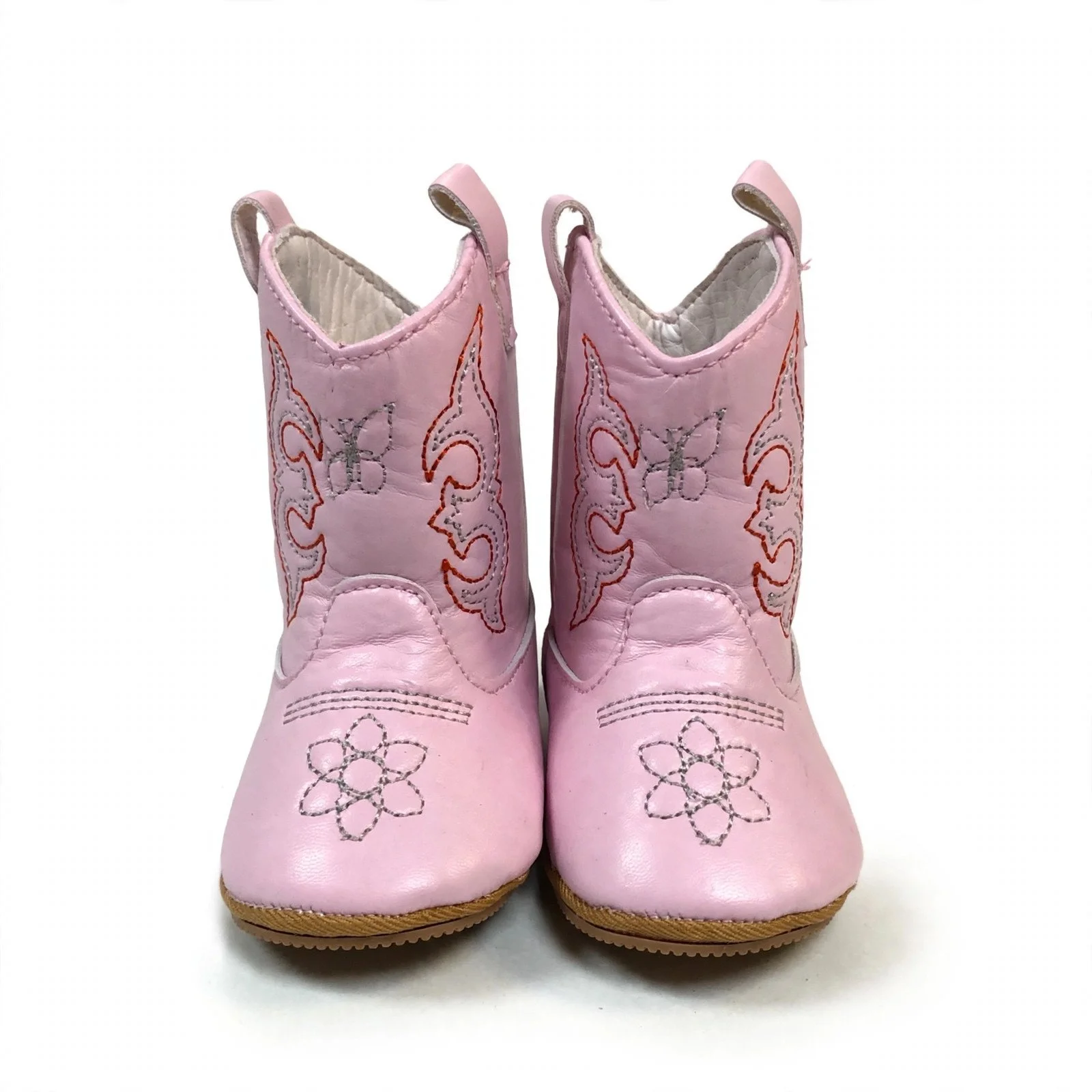 media-generation-baby-pink-studio-square-0-4090a678-d1e7-4293-b04c-c284141b5c6e.jpg