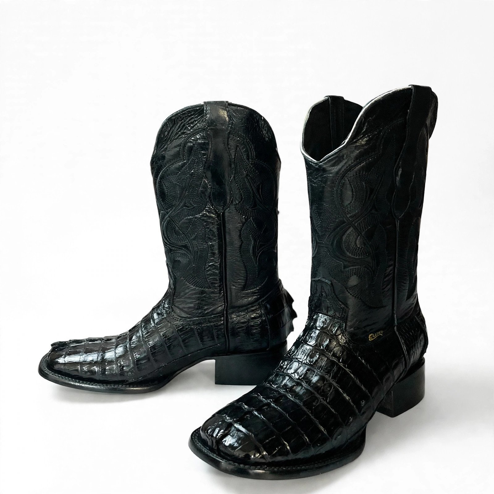 Crocodile - Black