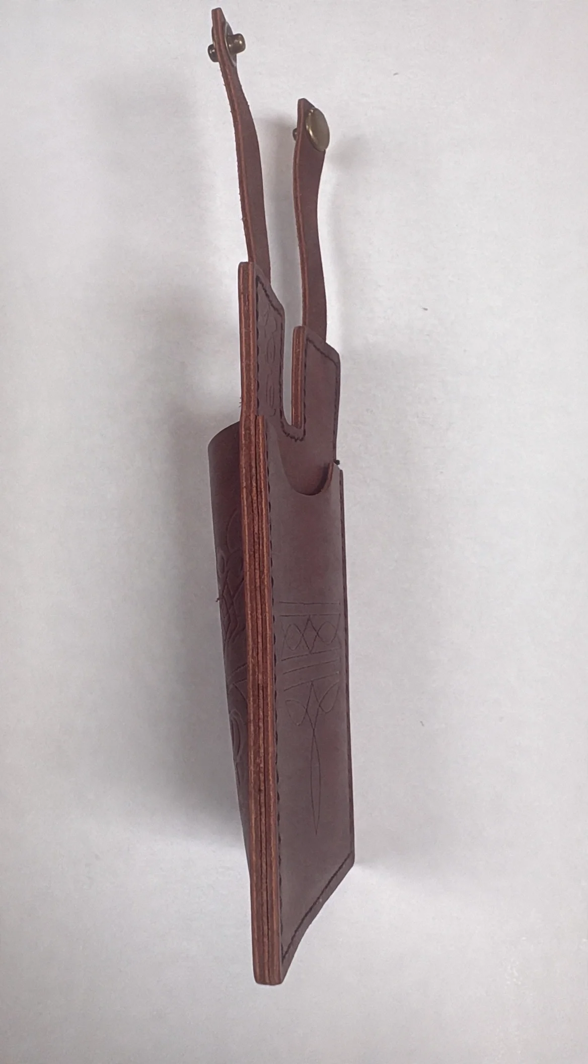 media-generation-belt-pouch-brown-side-0-a149f09c-8bda-437d-b704-762089119ddc.webp