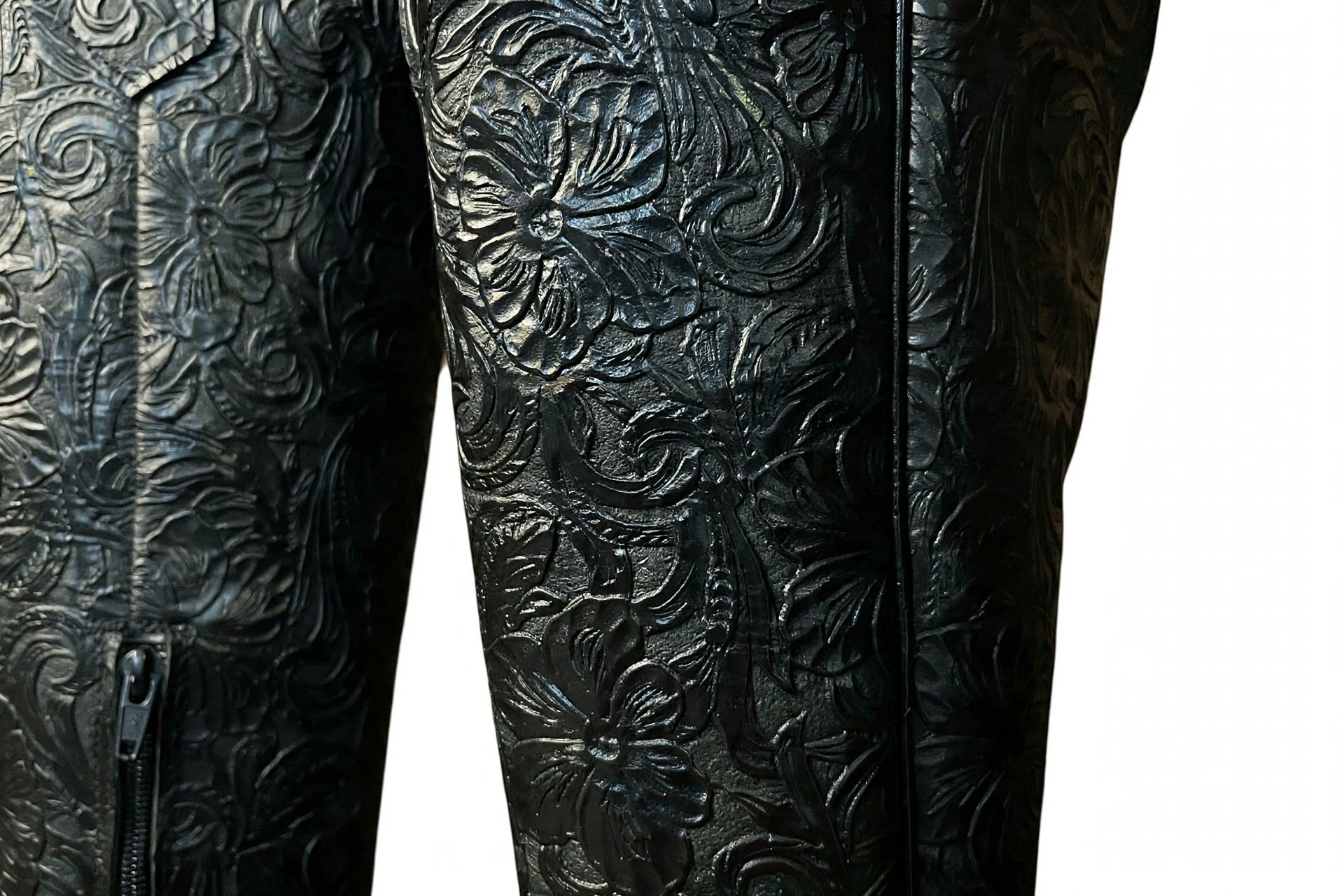 black-tooled-angle-detail.jpg