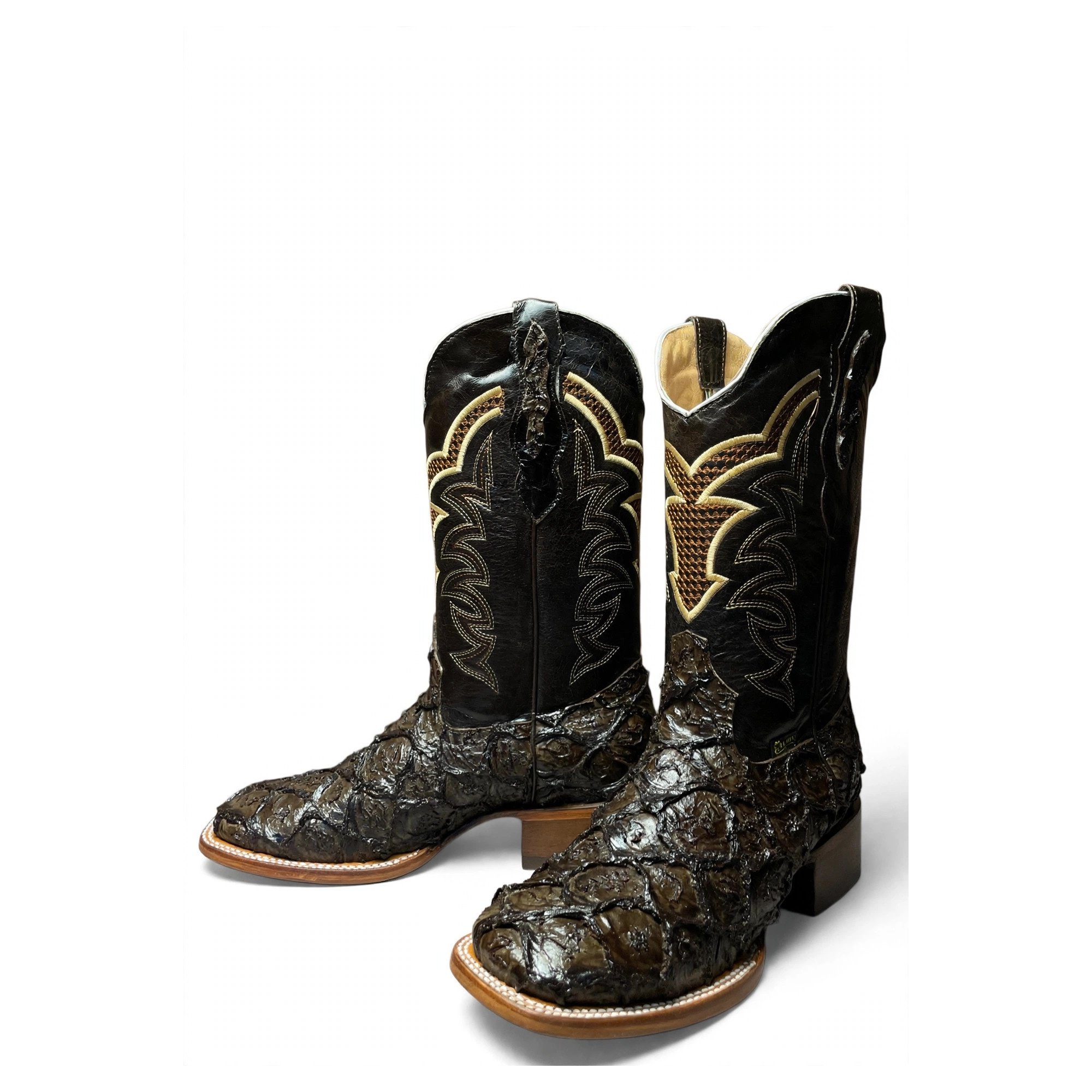 Pirarucu print - Dark Brown