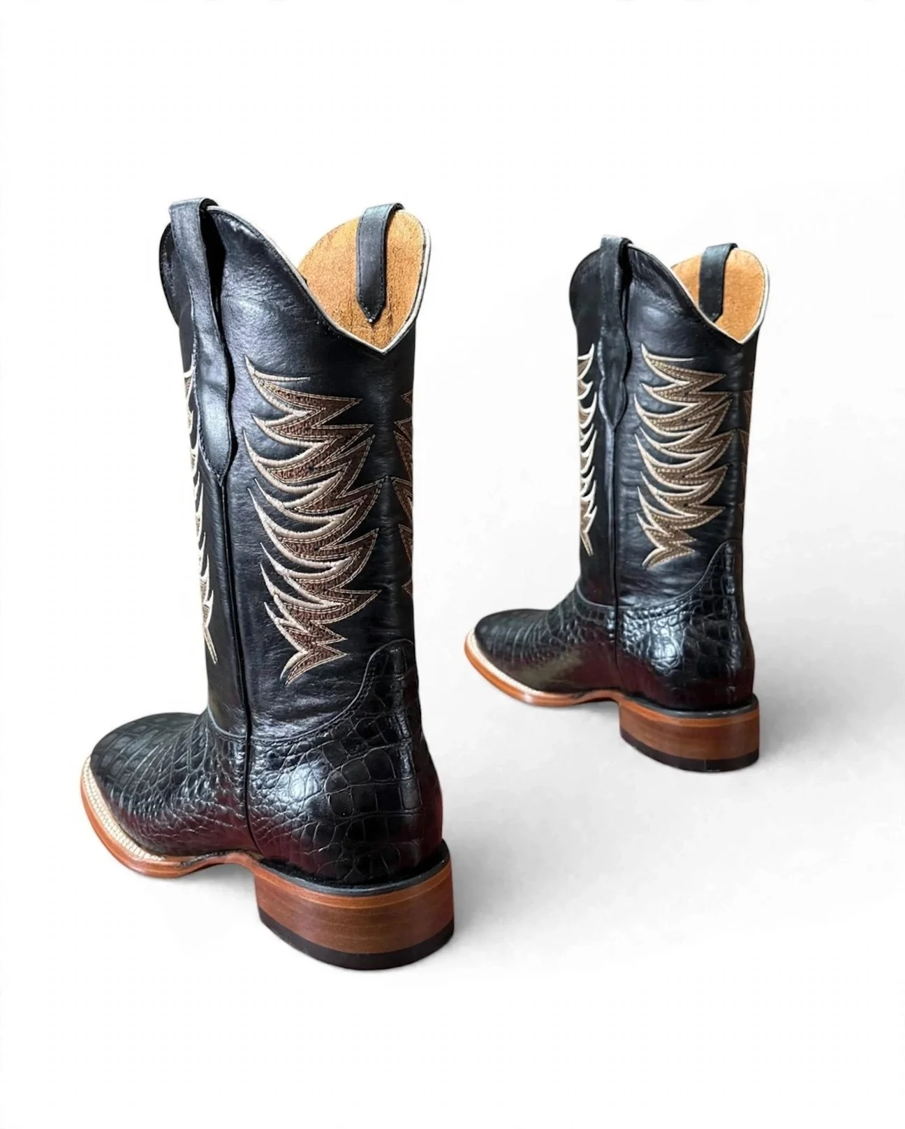 mens-crocodile-black-back.jpg