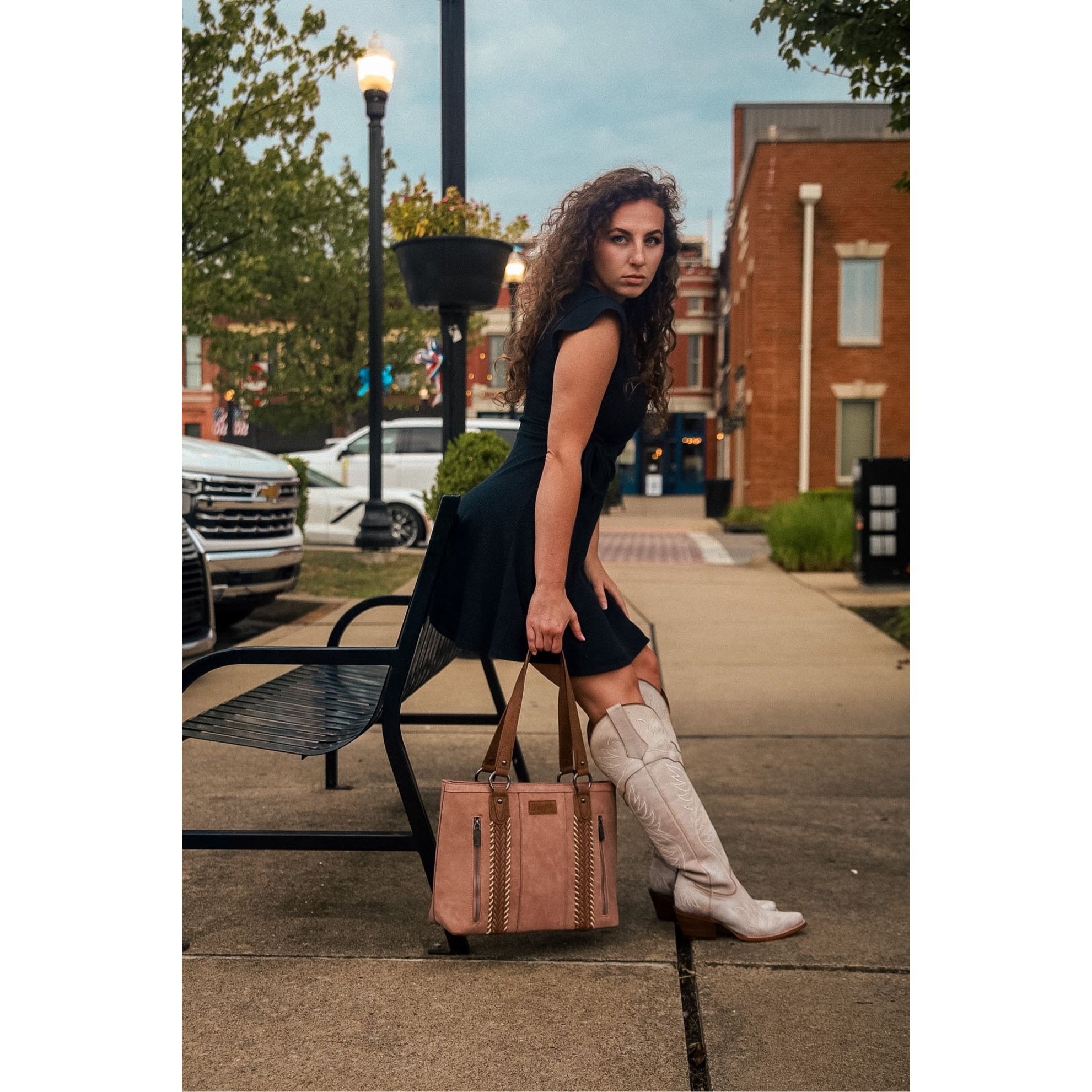 model-cream-white-square.jpg