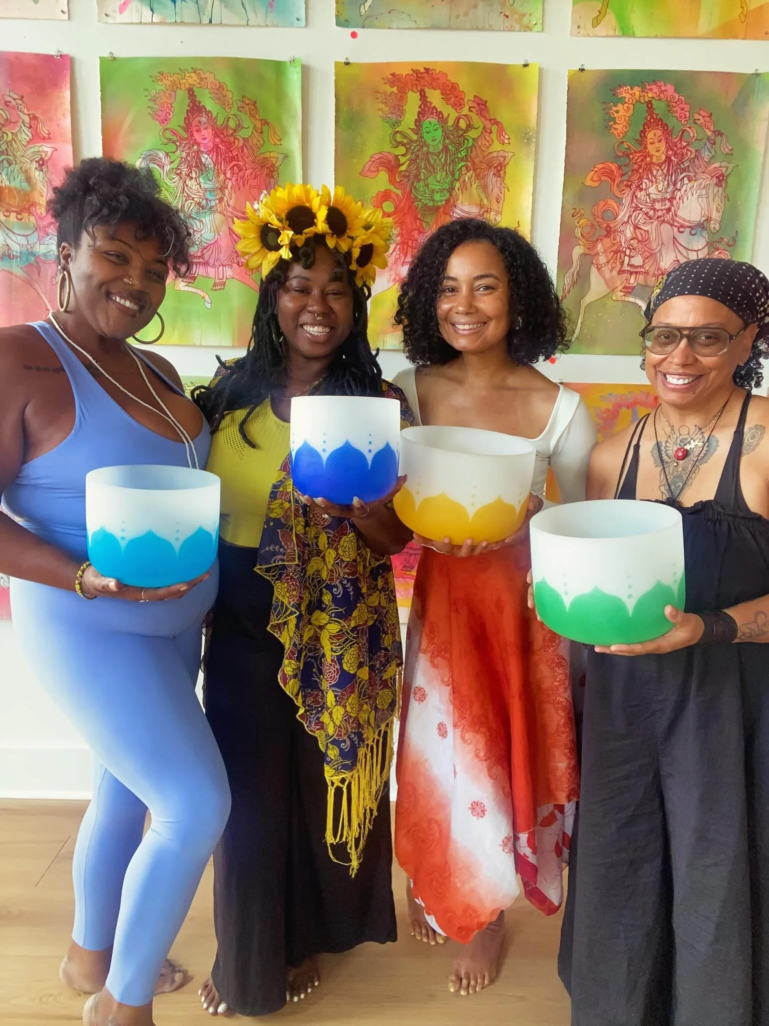 Where 2 or more are gathered, we are free🌻✨

Frequency &amp; Flow was a good ol time at @waveandsee What a beautiful SACRED space!!!🤍✨

See you next month? 👀 🙏🏾🥰