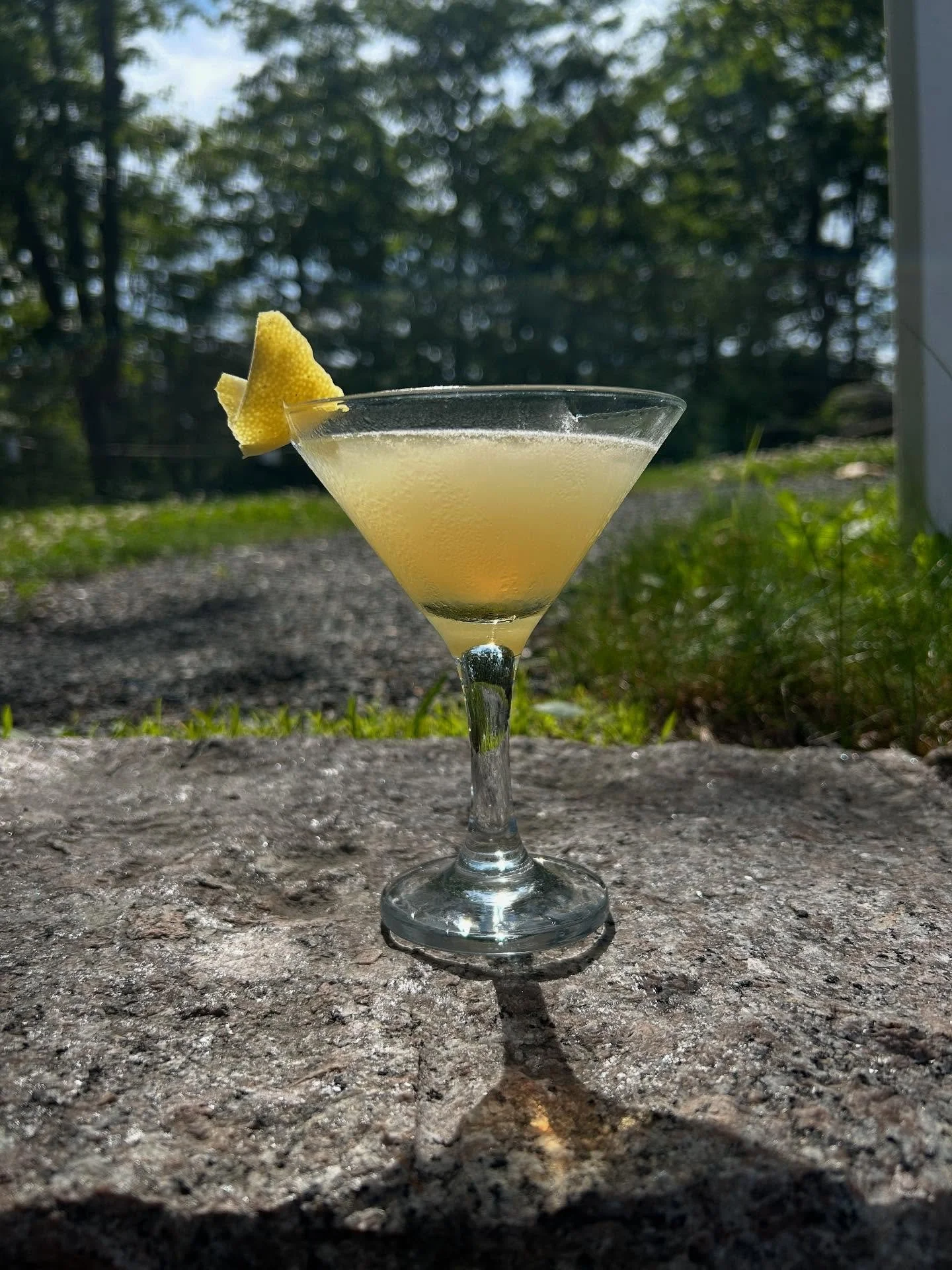 Welcome July! 
We are excited to be making two menu items for #intothelight in support of @finding.our.voices a Maine non-profit helping women who are victims of domestic abuse. Daily will be a Lemon Drop Martini and Mondays we will have Limoncello T
