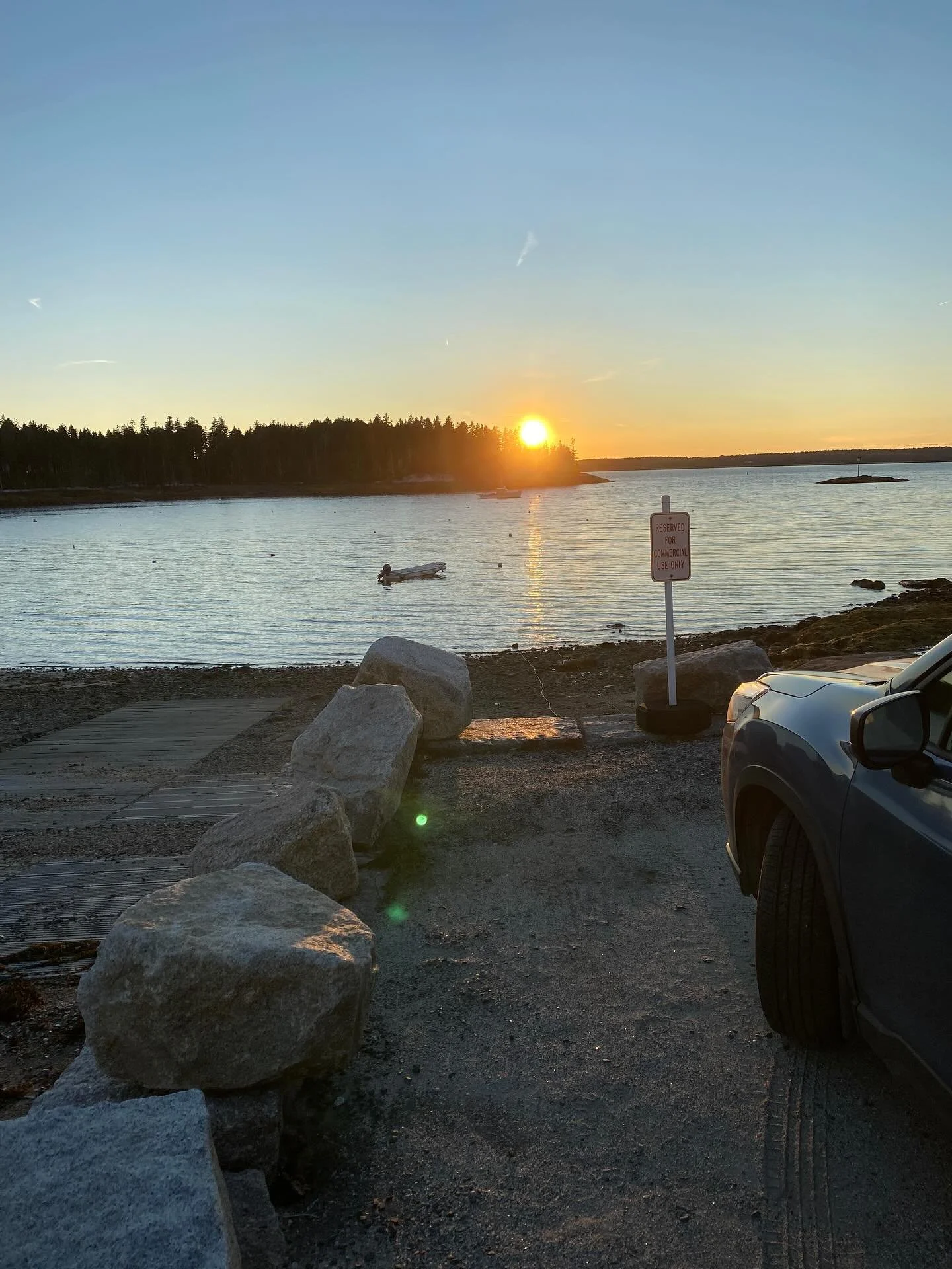 A huge thank you to @brooklinboatyard for purchasing pizza for their Off The Water celebration! 

Winter Hours
Friday &amp; Saturday 4-8pm

5 minutes from the Blue Hill roundabout!!

#strongsofmaine #strongs #strongsrestaurant #strongsbeer #strongsbr