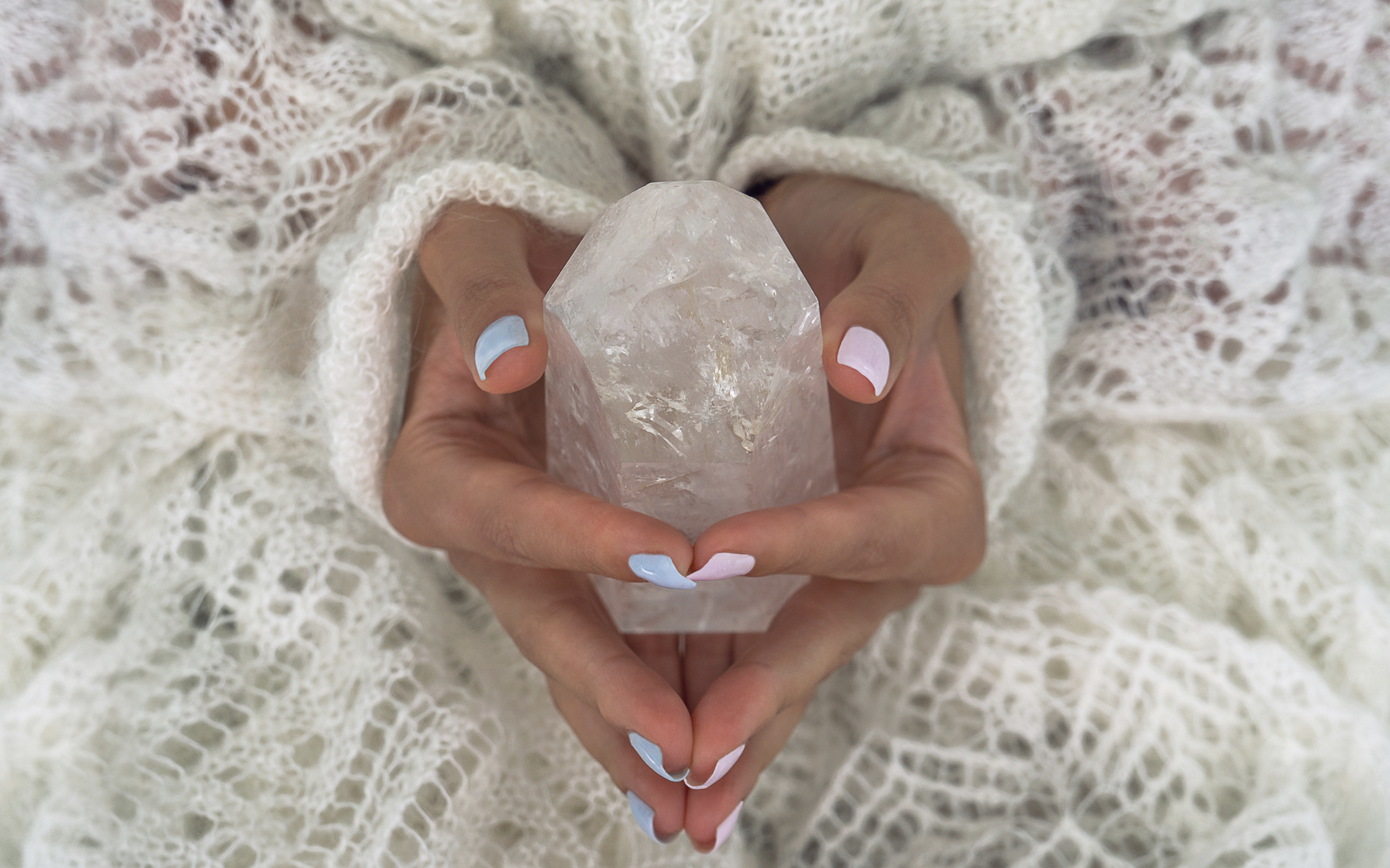 The Transformative Power of Crystal Healing: Exploring Its Benefits and Efficacy