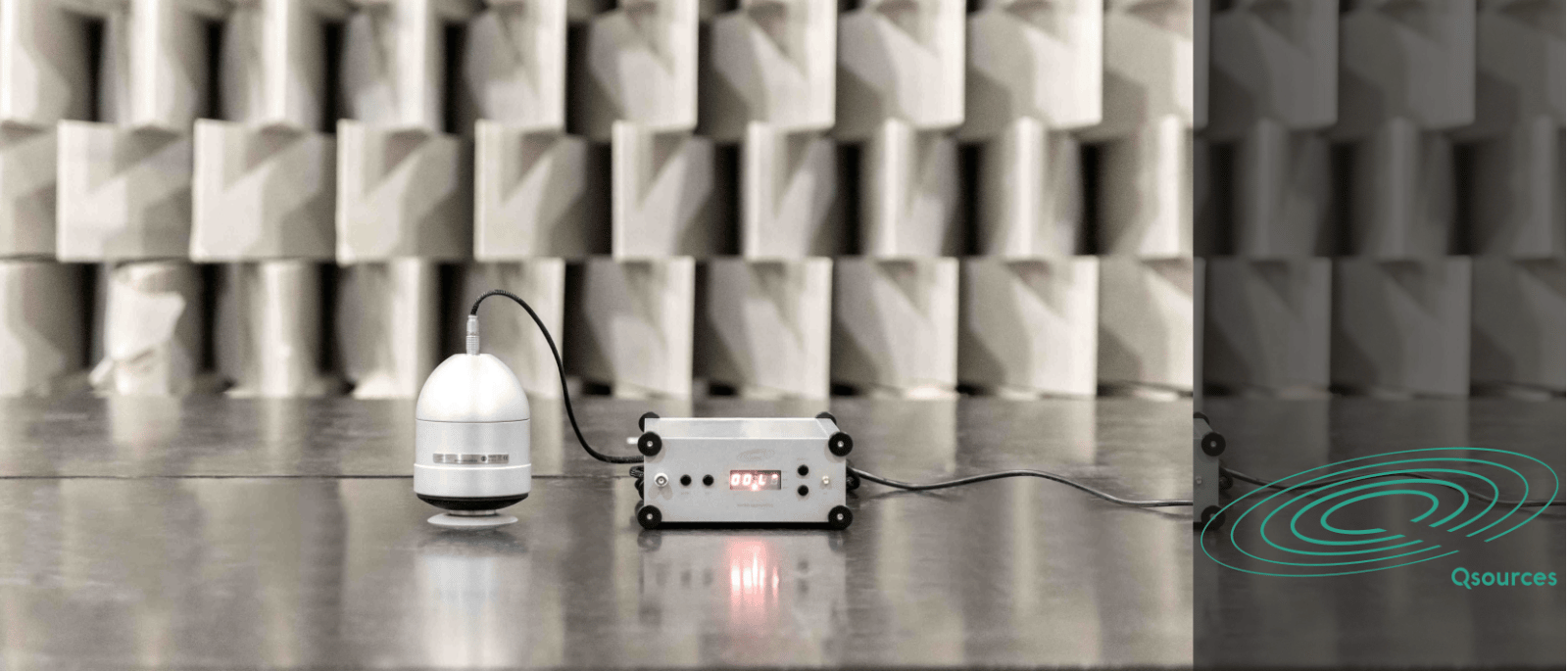 Qref monopole reference sound source for sound power calibration and verification
