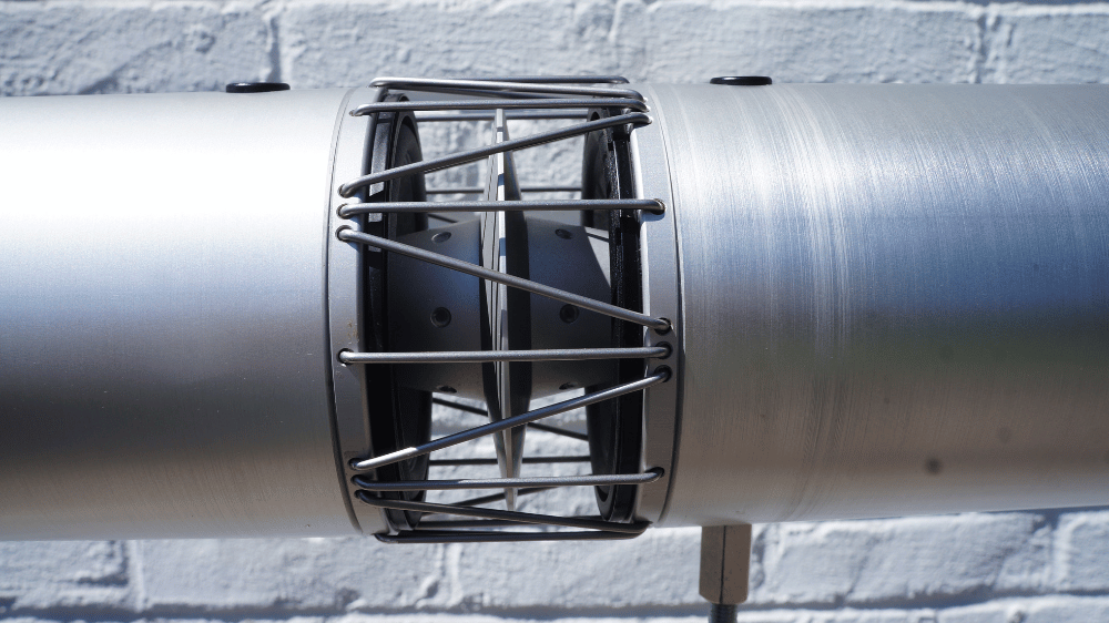 Detail view of Qoms2 monopole ring radiator structure