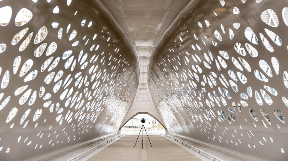 Qohm wide range dodecahedron sound source for building acoustics testing