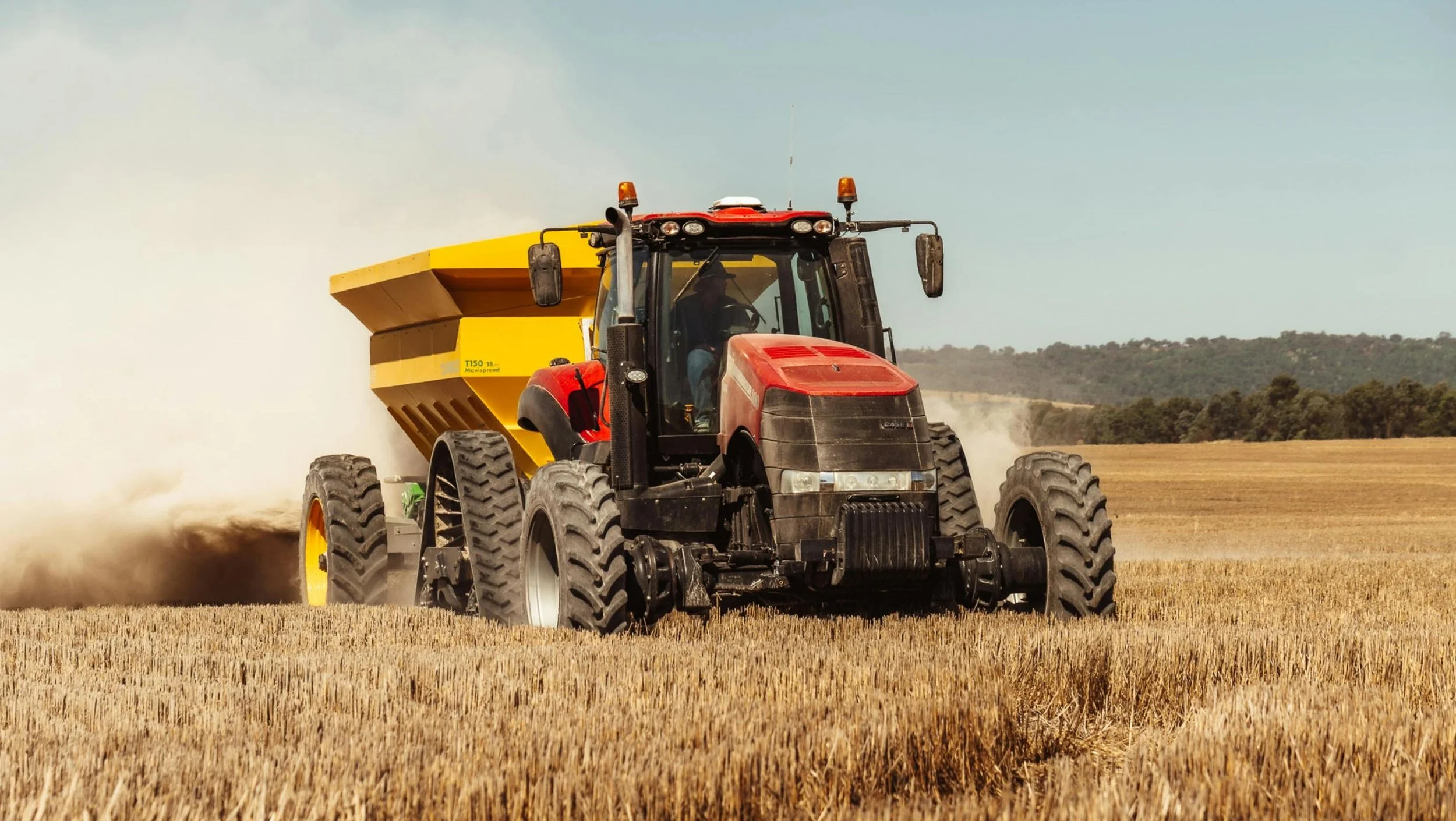 Agricultural tractor context for operator cabin noise and tactile vibration analysis