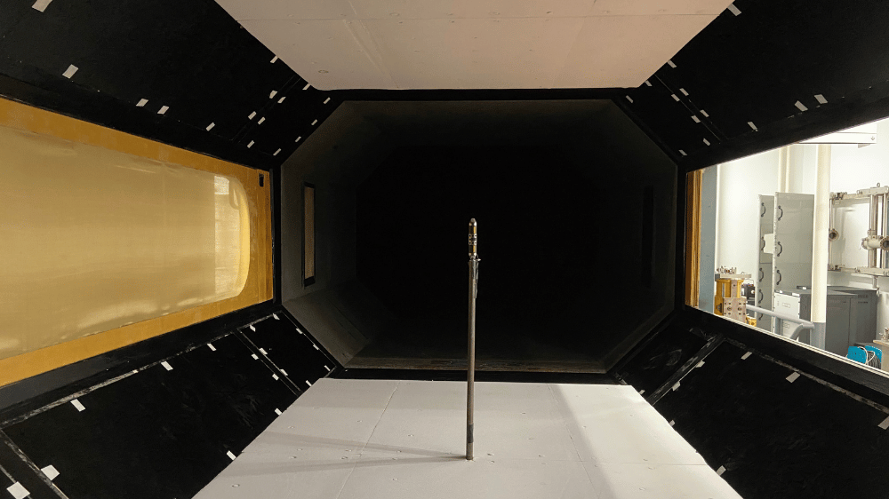 Acoustic excitation measurement setup for sound power and vibro-acoustic testing