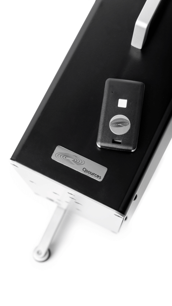 Qtap remote control for intuitive operation of the tapping machine