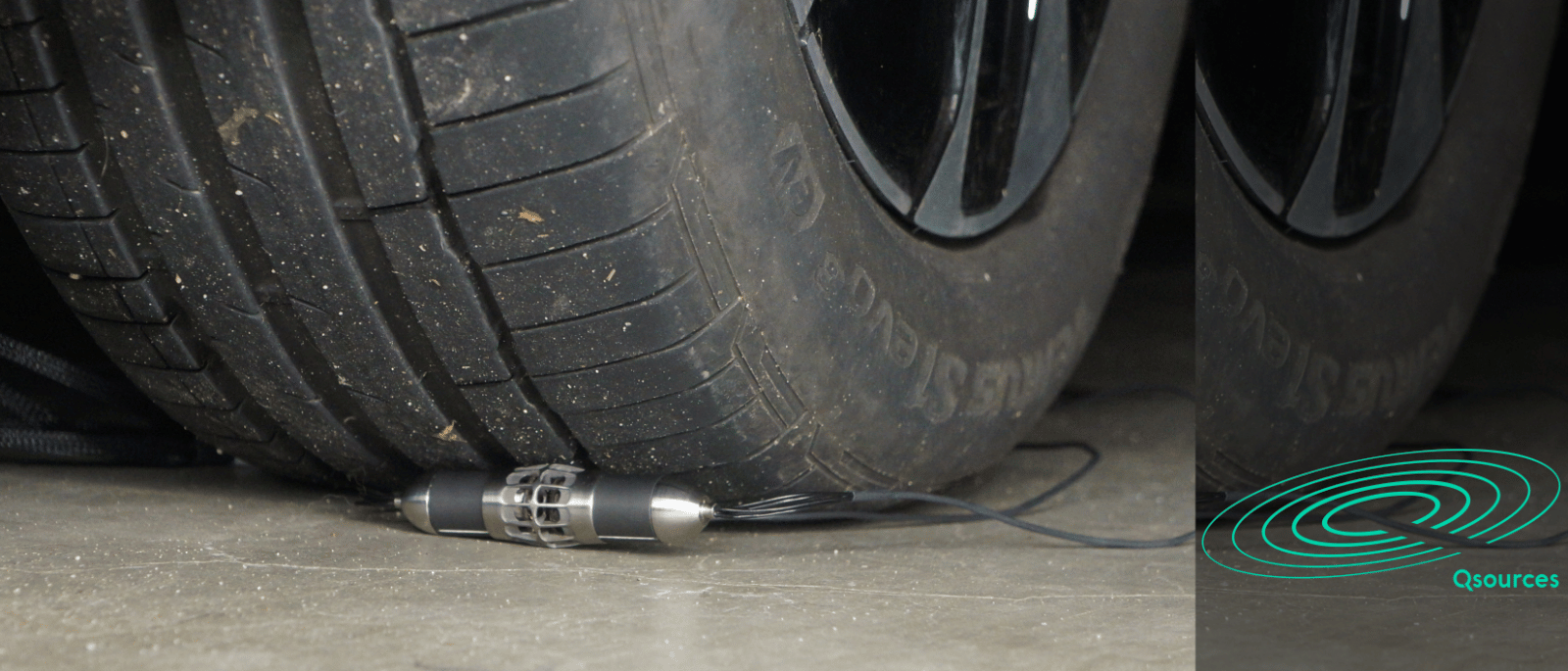 Acoustic excitation sound sources for calibrated noise and vibration testing