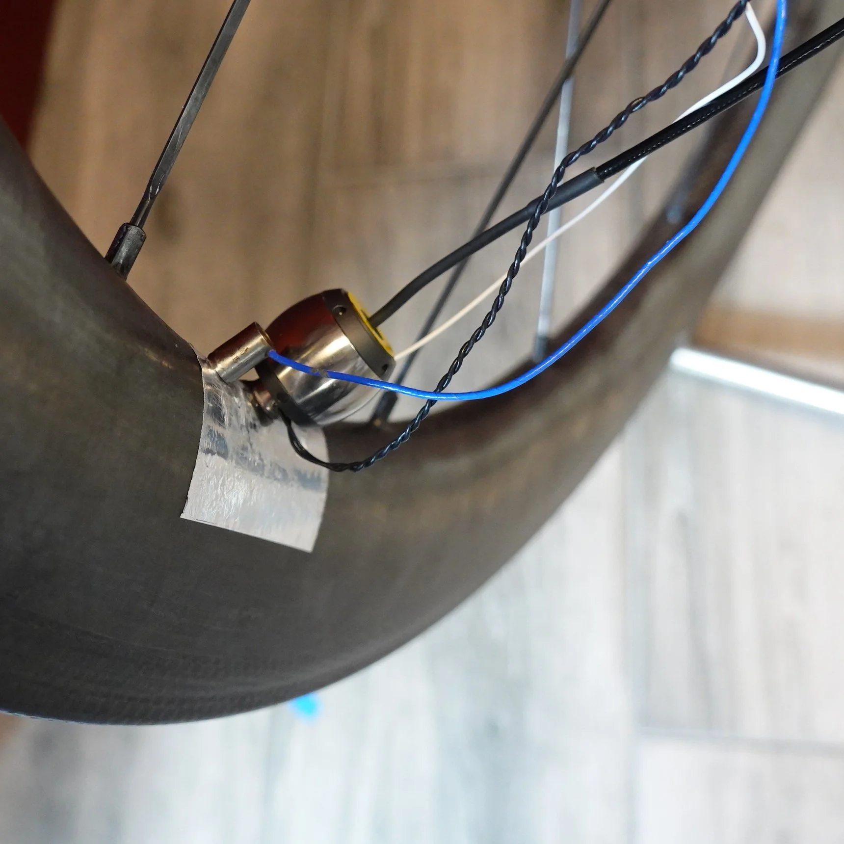 High-frequency structural excitation for modal testing and CAE correlation (Qhsh)