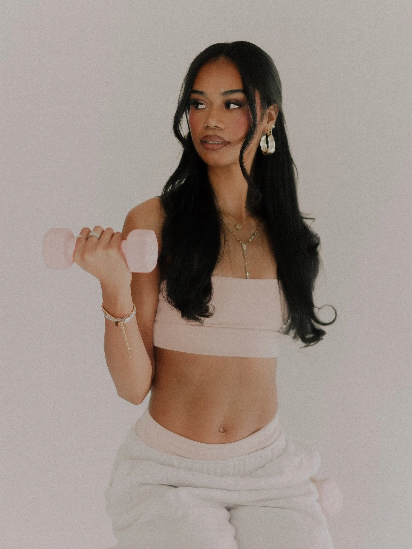 Portraits with @_femartinez_ 🩰🎀 new edits for studio sessions are finally finished and I couldn&rsquo;t be happier 🥹 Book your session today!