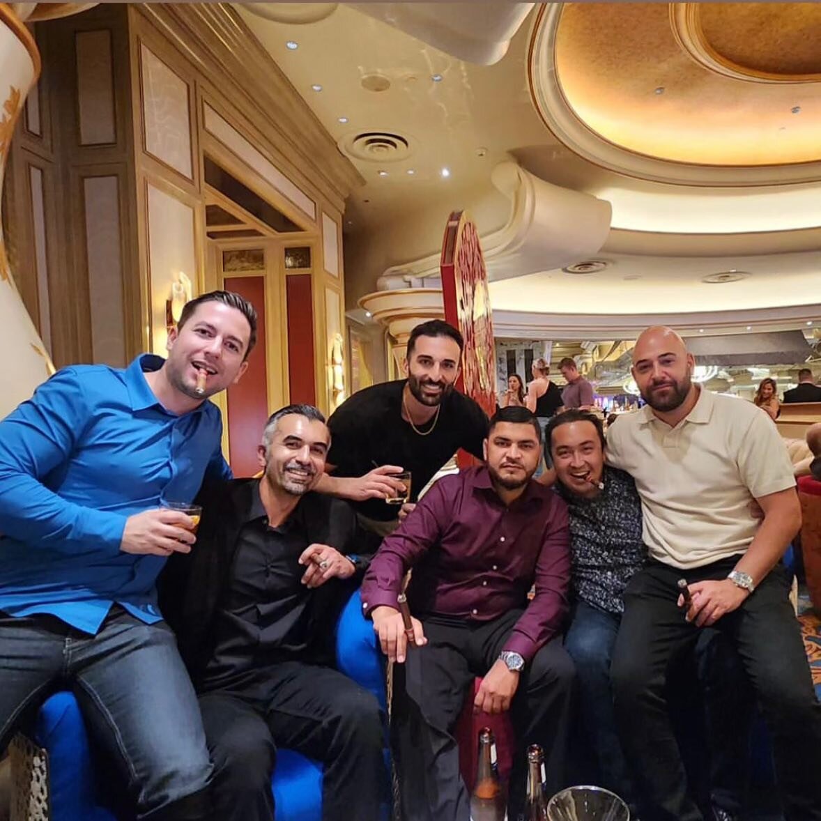 A bunch of lawyers walk into a bar&hellip;

#CAALA #CZLaw #CZ #Law #PoliseaLimits #Vegas #PersonalInjury #LeanOnLeon