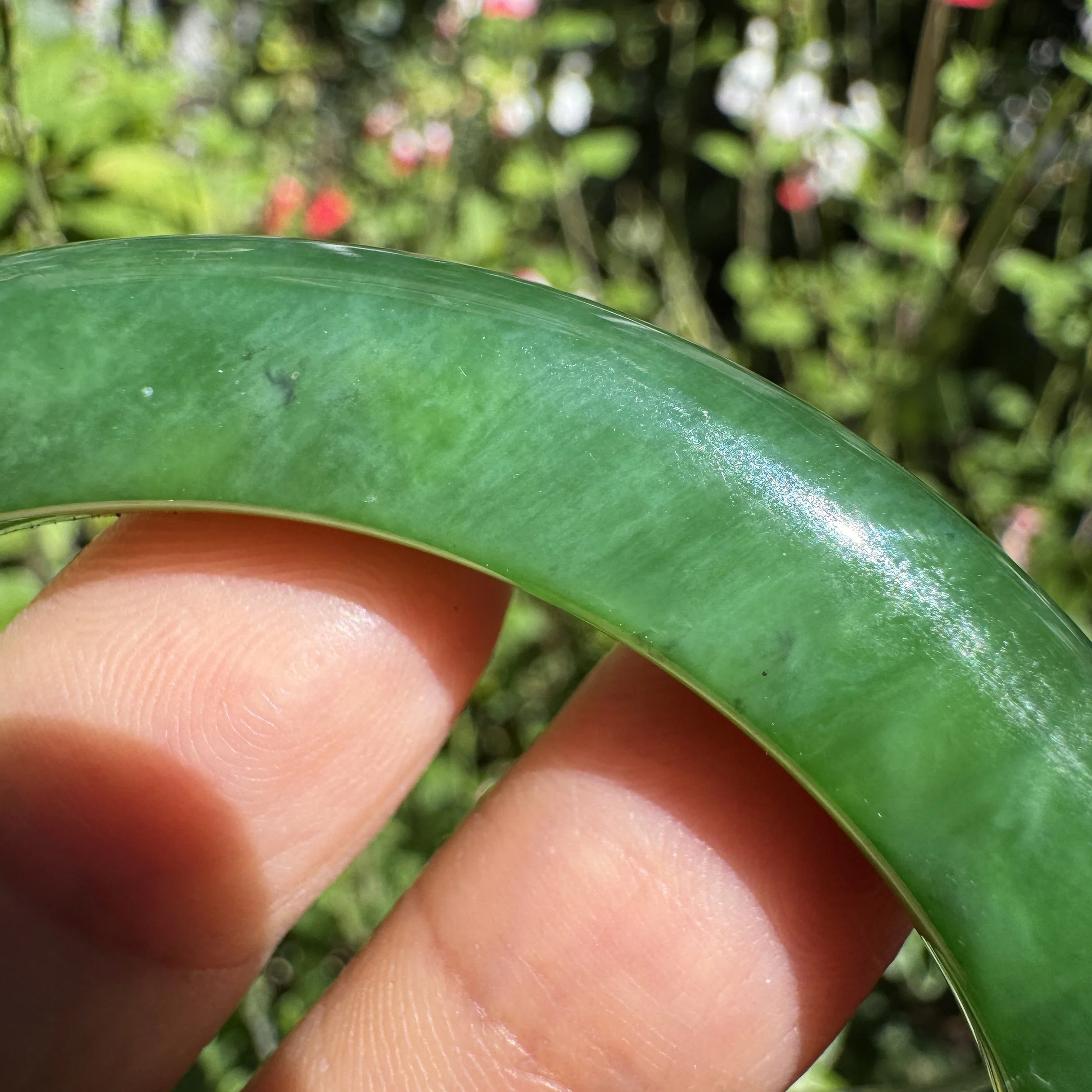 Siberian green nephrite jade- jademastervancouver.com