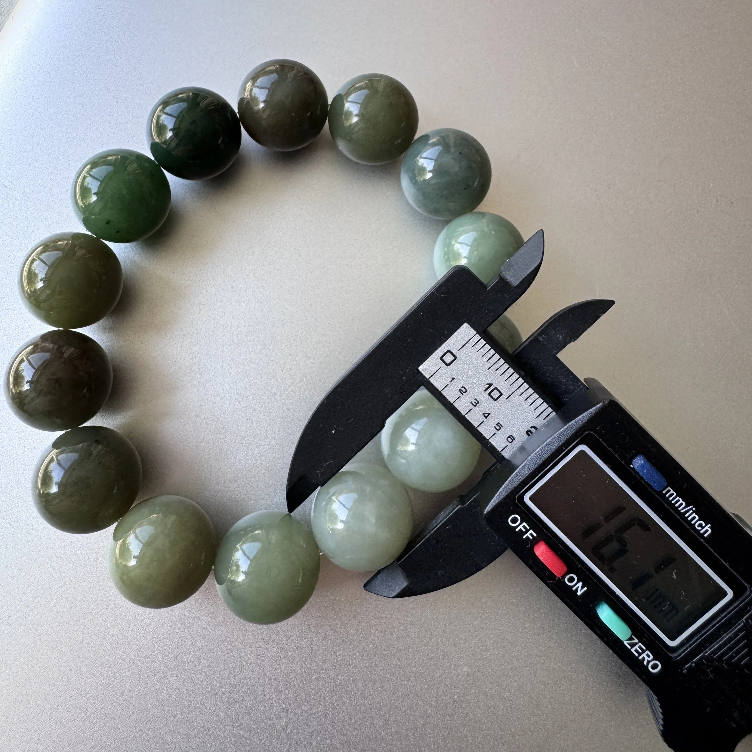 Hetian jade beads- jademastervancouver.com