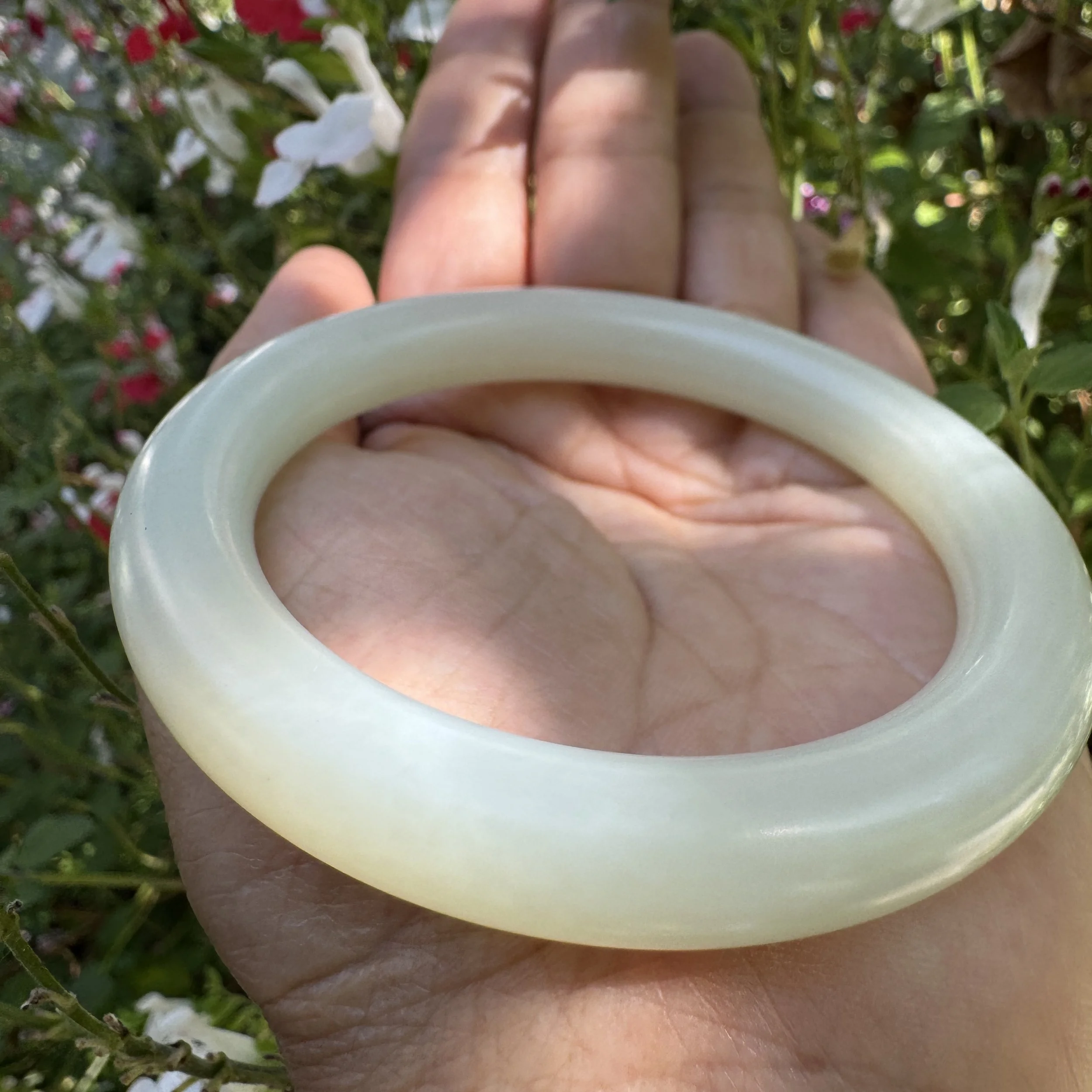 Xinjiang Nephrite jade bangle-jademastervancouver.com
