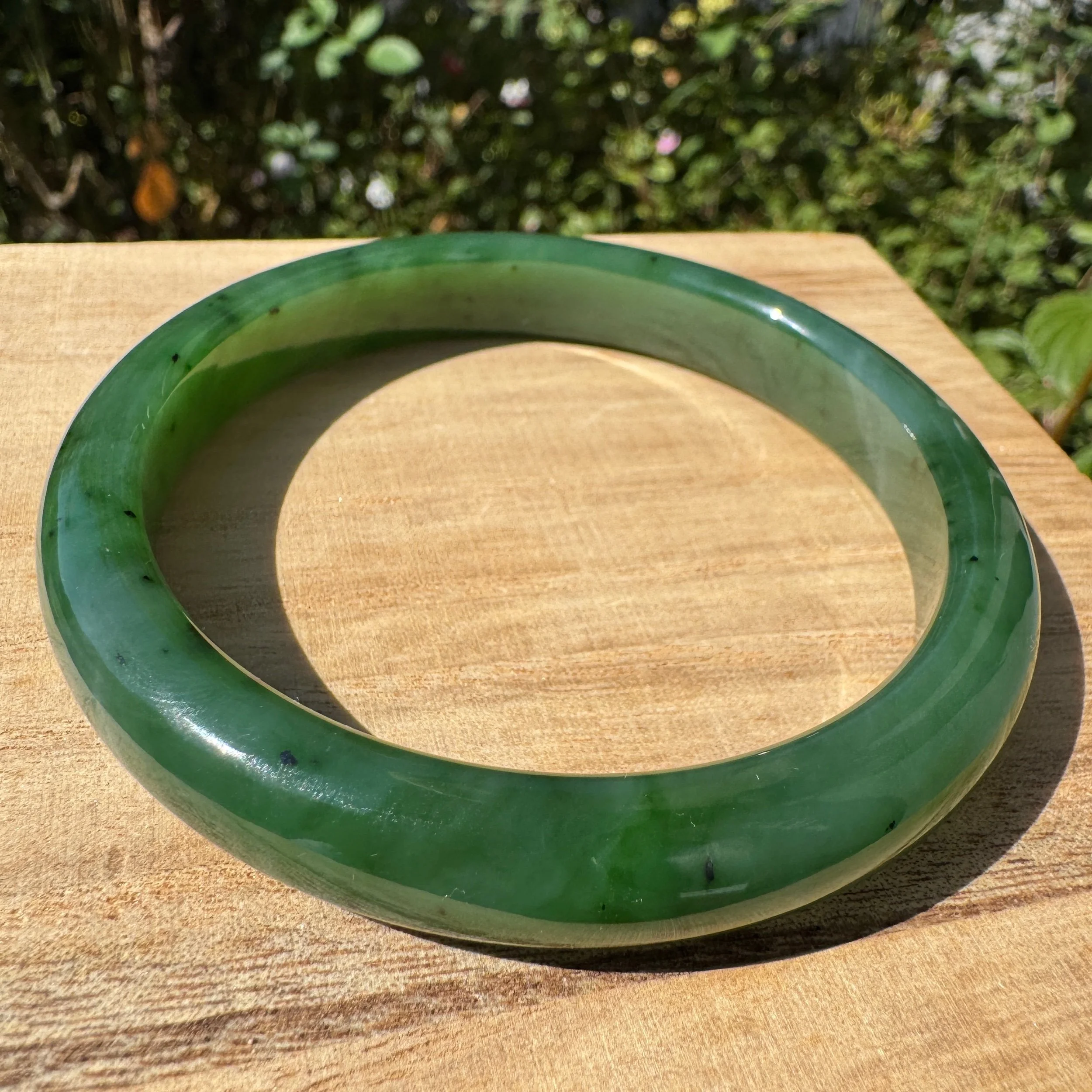 62.1mm Natural Bright Green Nephrite Jade Bangle Bracelet
