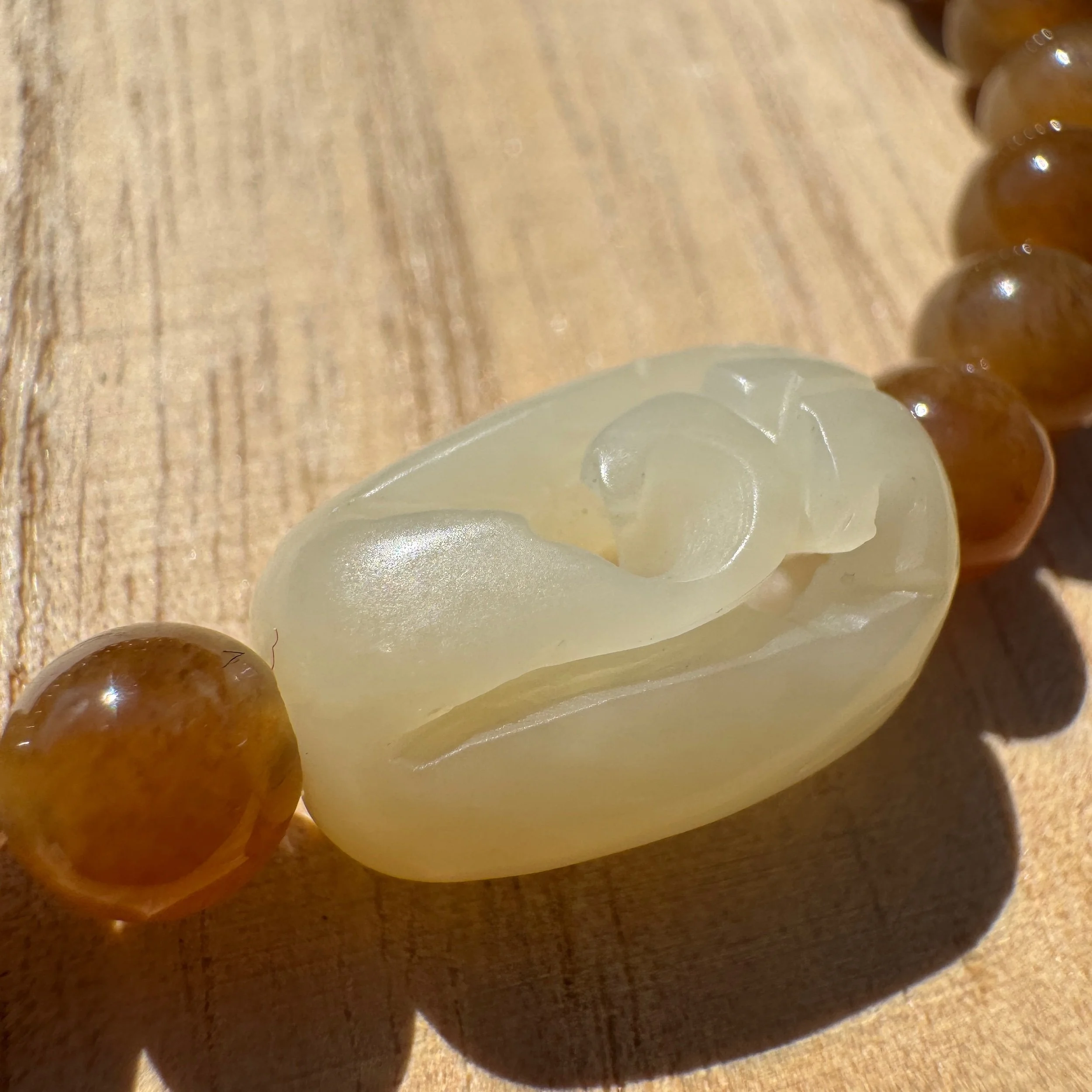 Hetian white nephrite bead