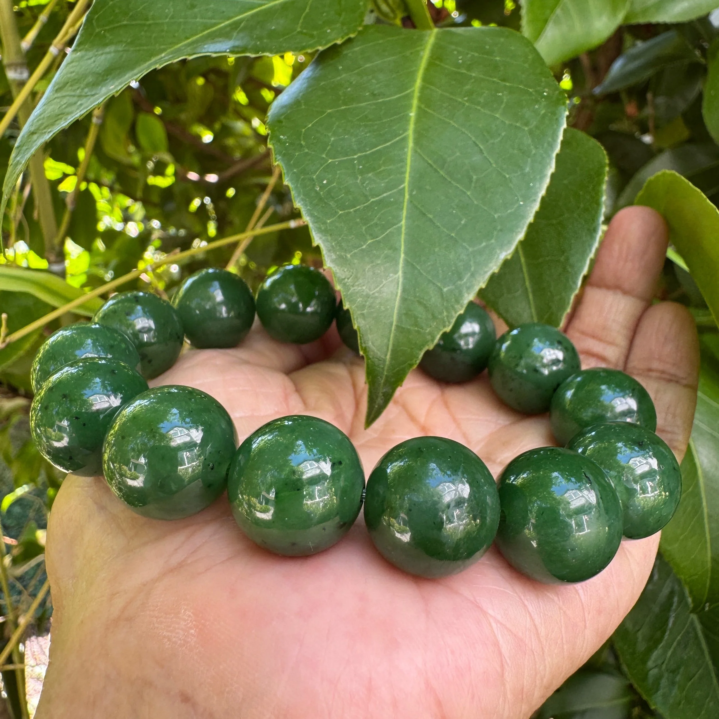 Natural Canadian Green Nephrite Jade 16mm  Bead Bracelet