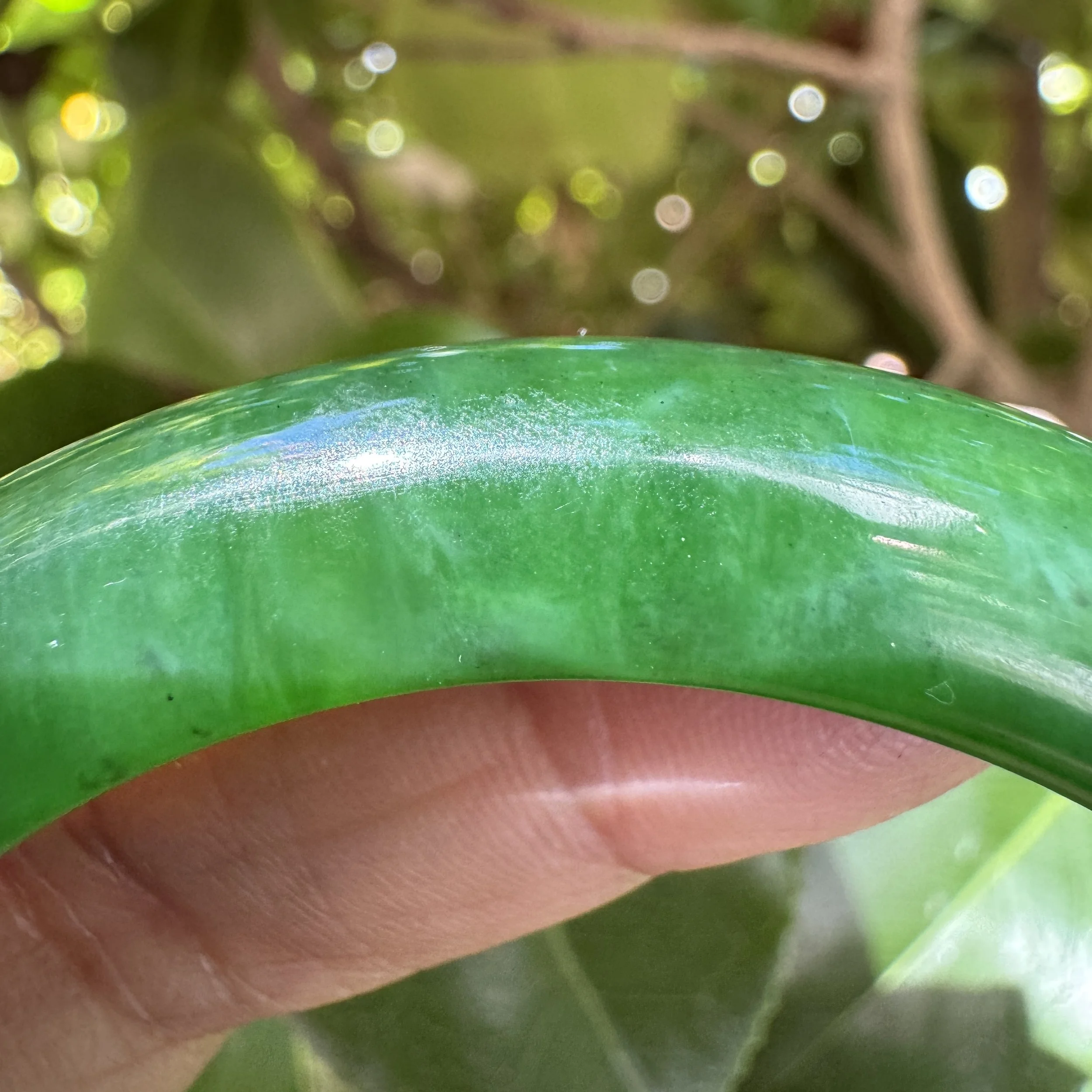 Siberian green nephrite jade- jademastervancouver.com