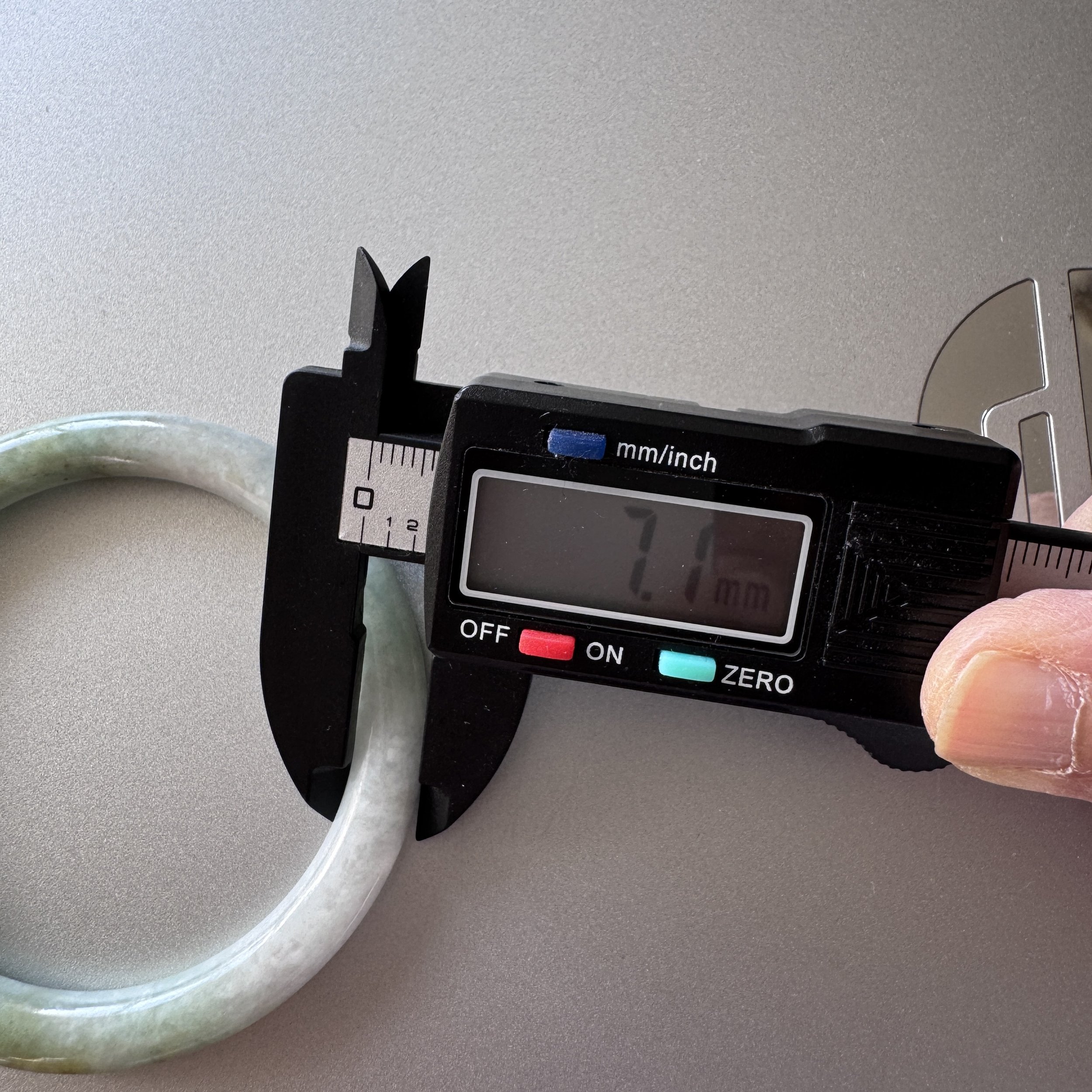 jademastervancouver.com