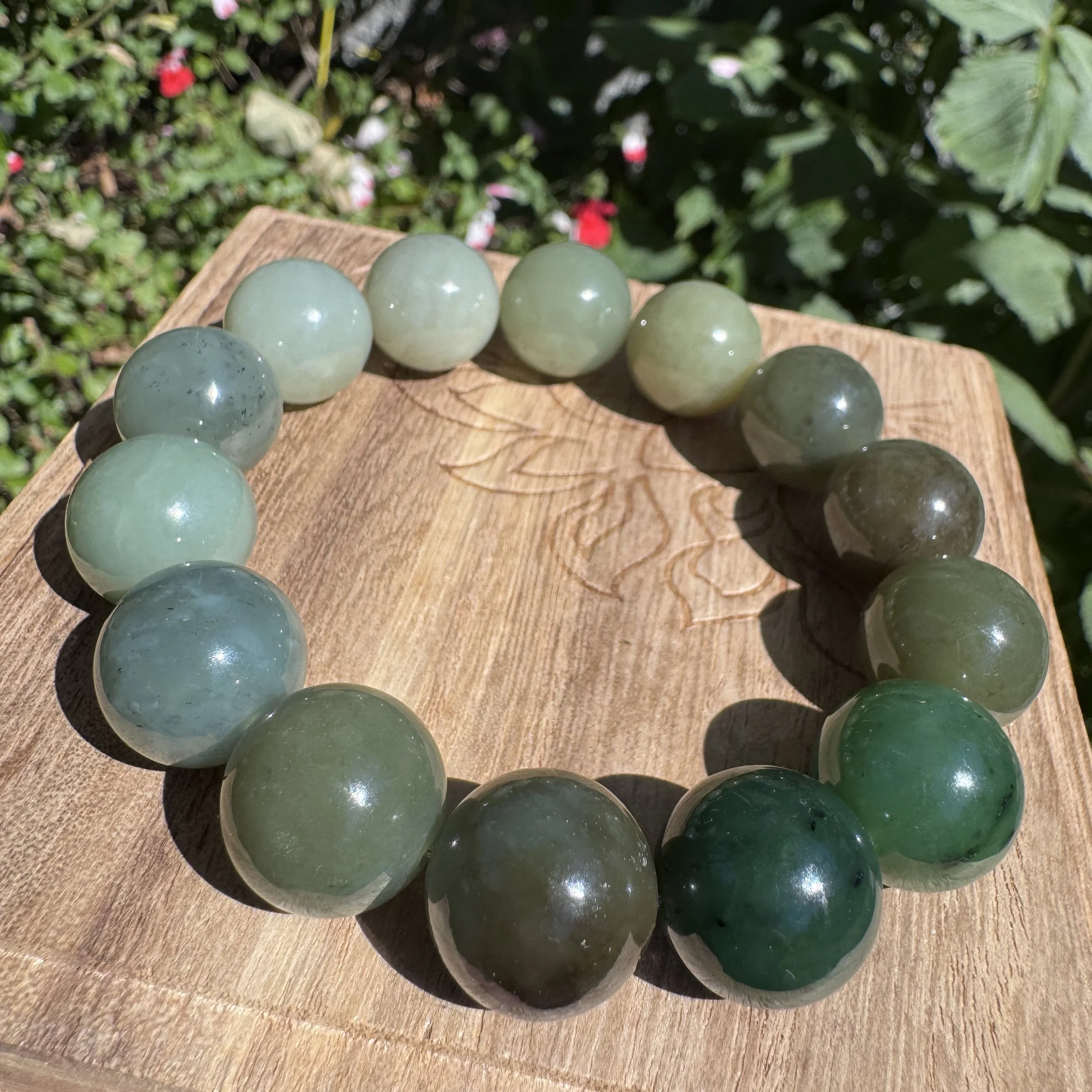 Hetian jade beads- jademastervancouver.com