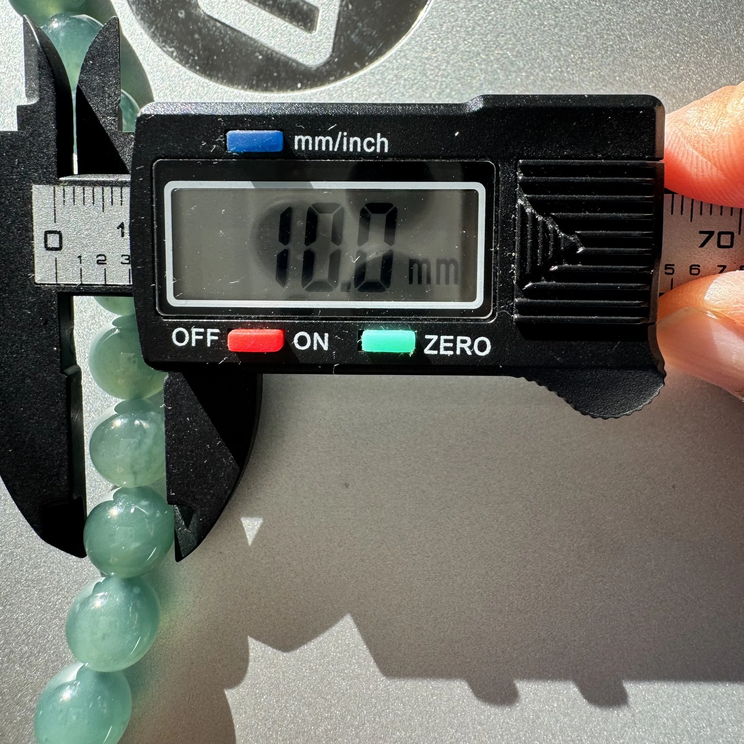 jademastervancouver.com