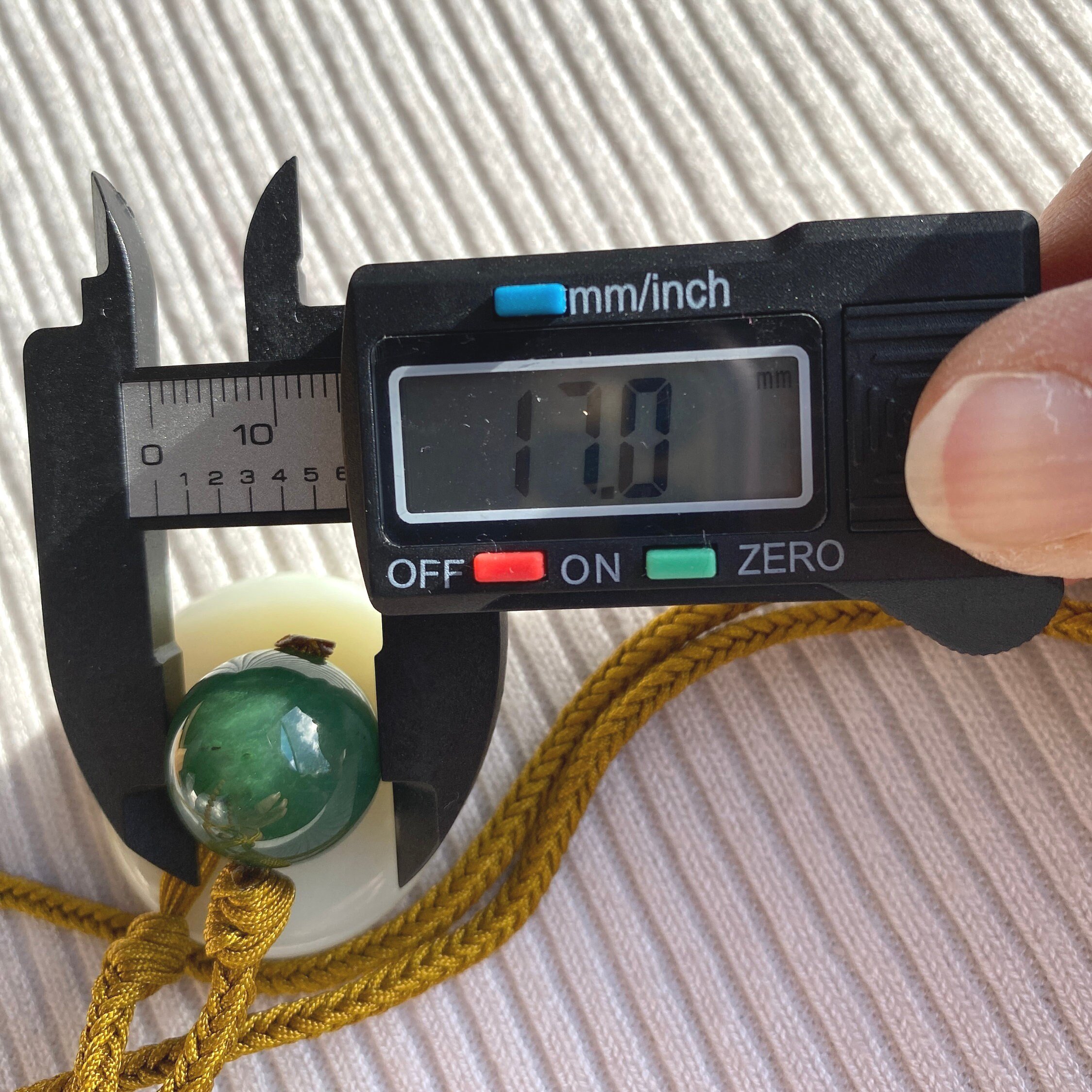 jademastervancouver.com