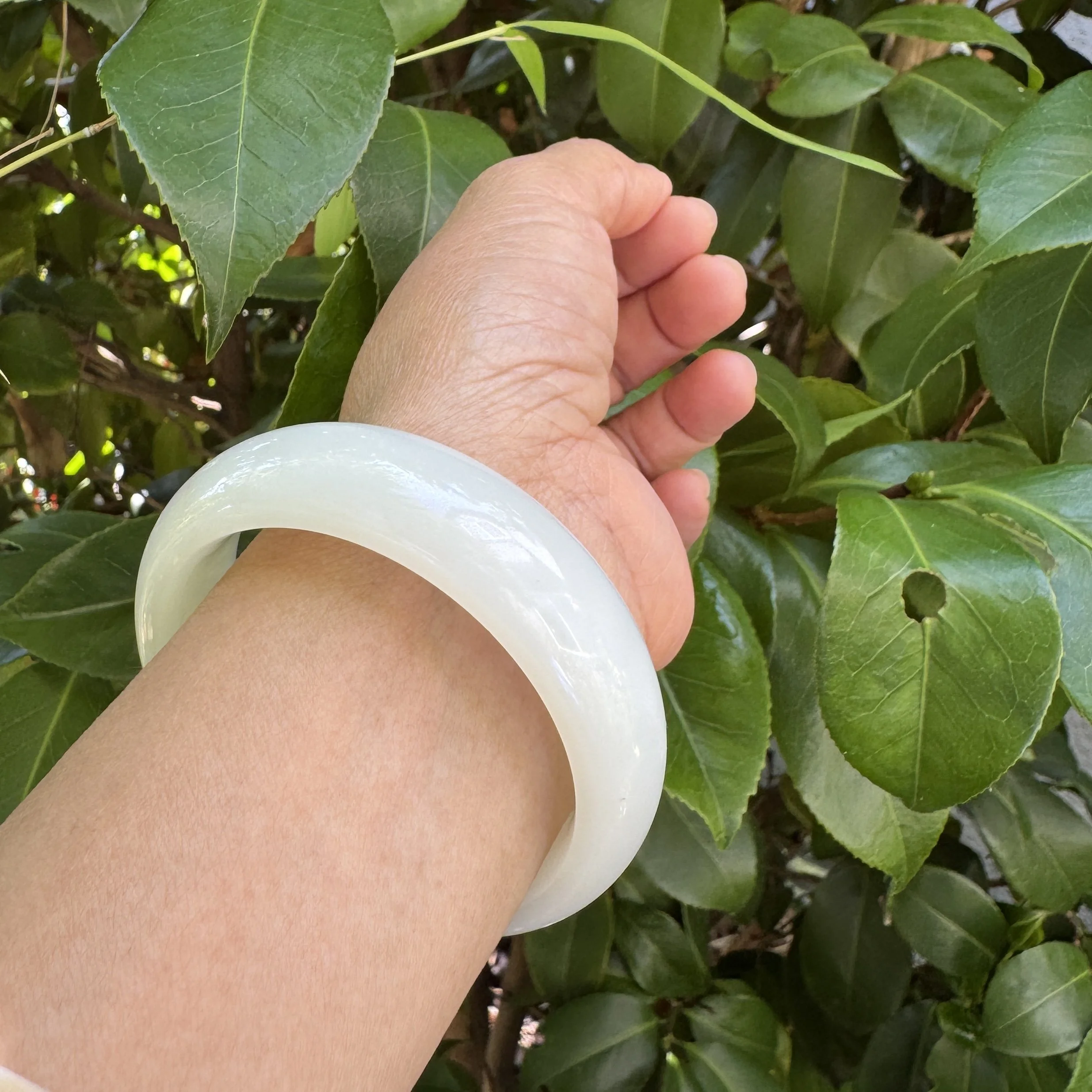 mutton white fat nephrite jade bangle-jademastetvancouver.com