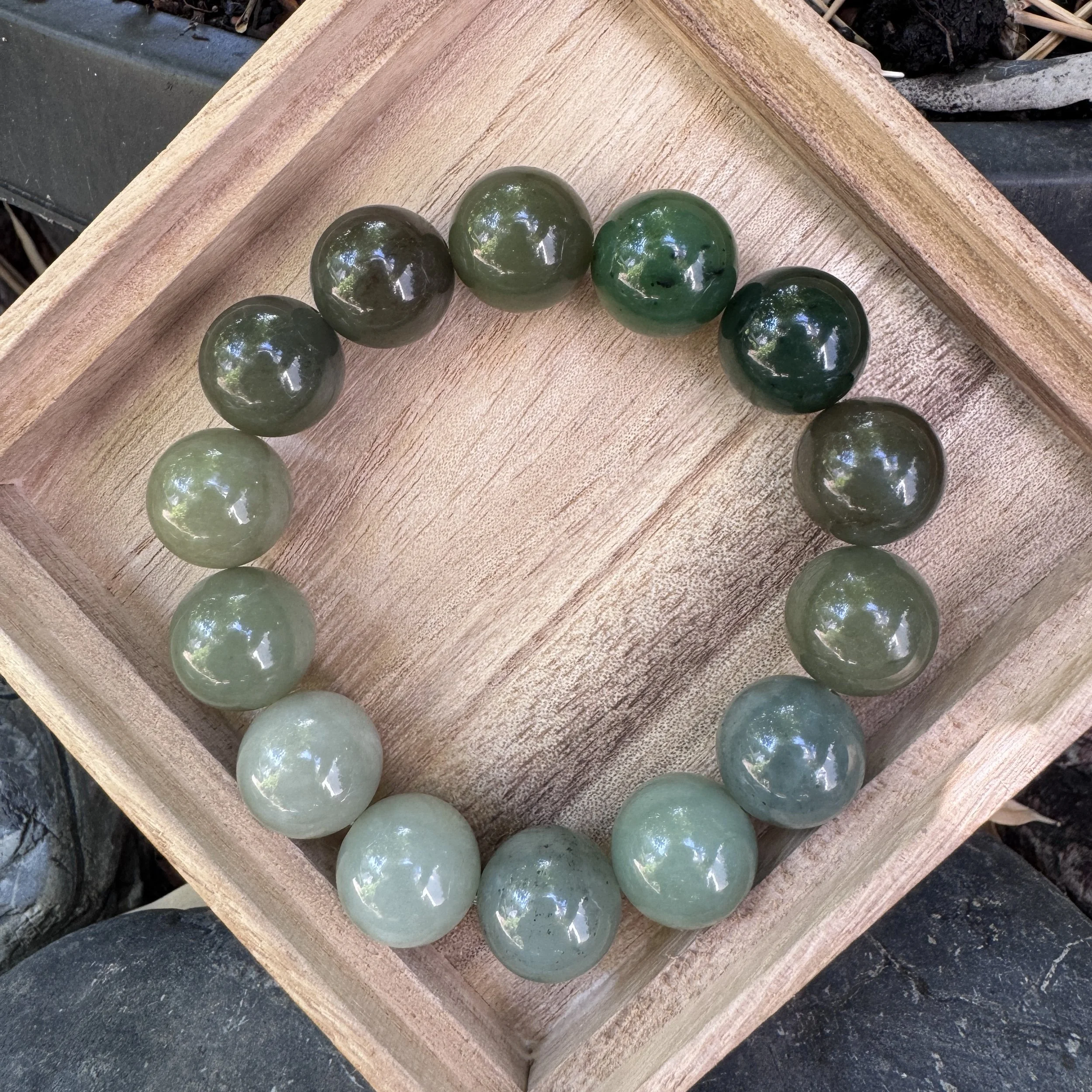 Hetian jade beads- jademastervancouver.com