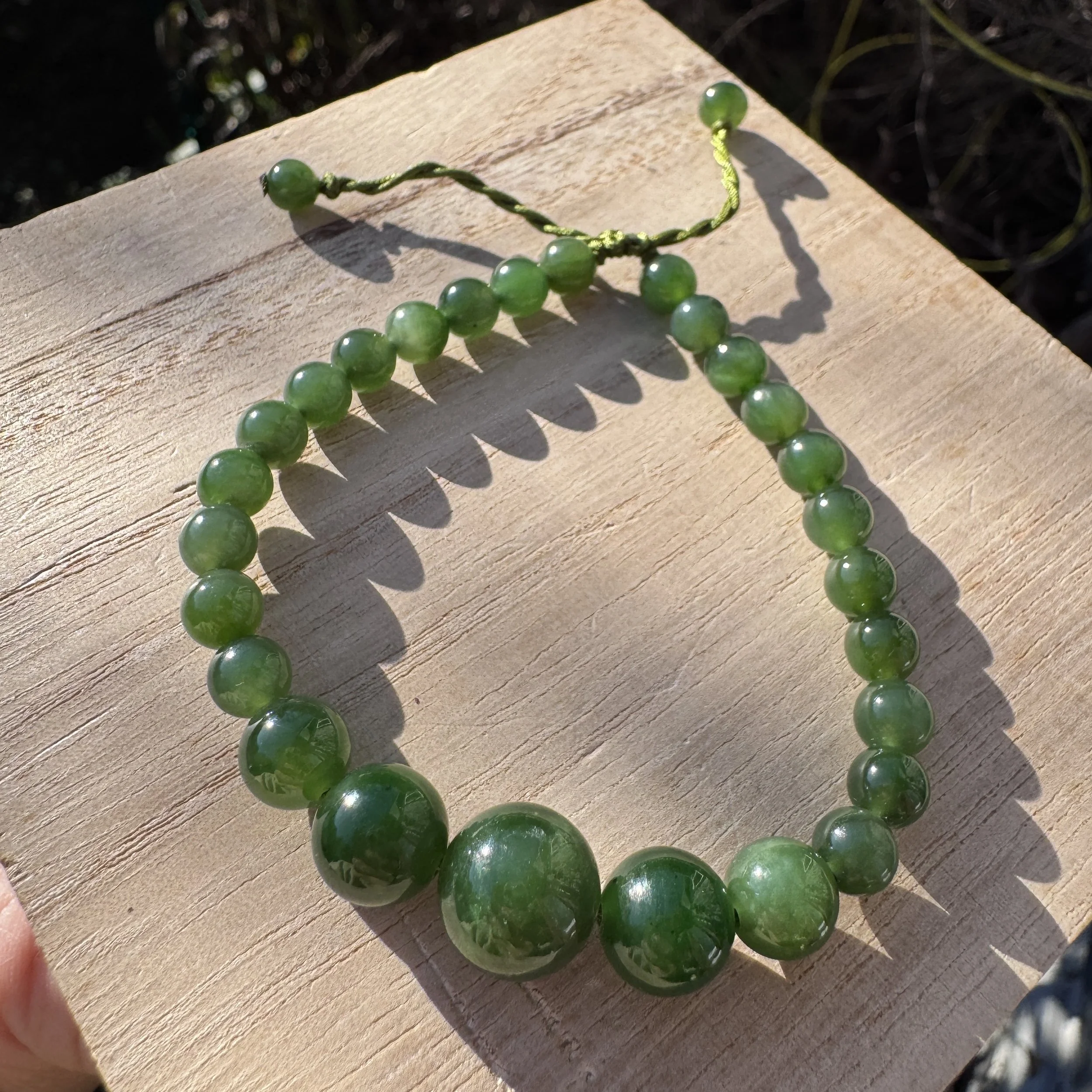 Jade bracelet-Siberian green nephrite jade beads (6-11mm)bracelet