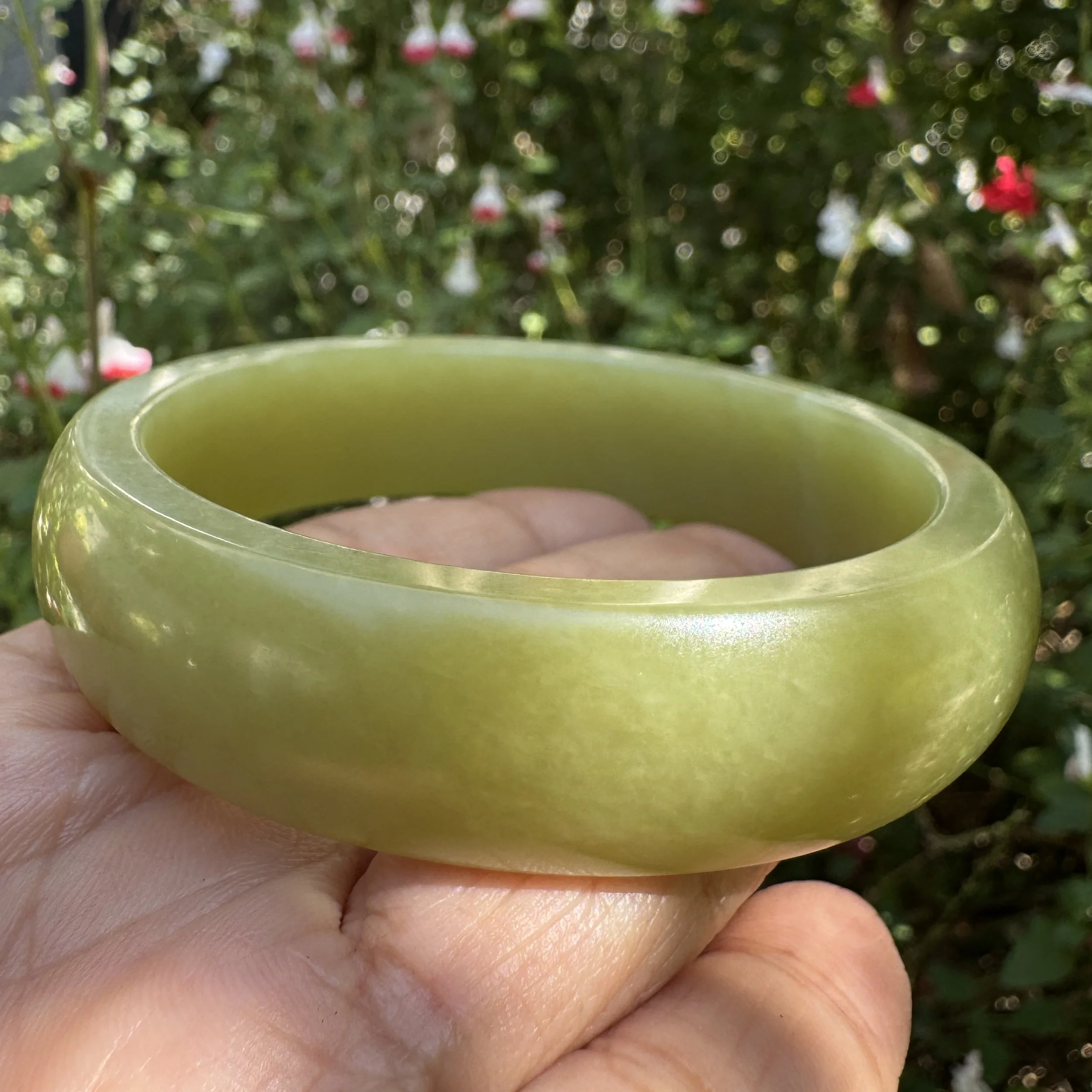 57mm Hetian nephrite jade bangle