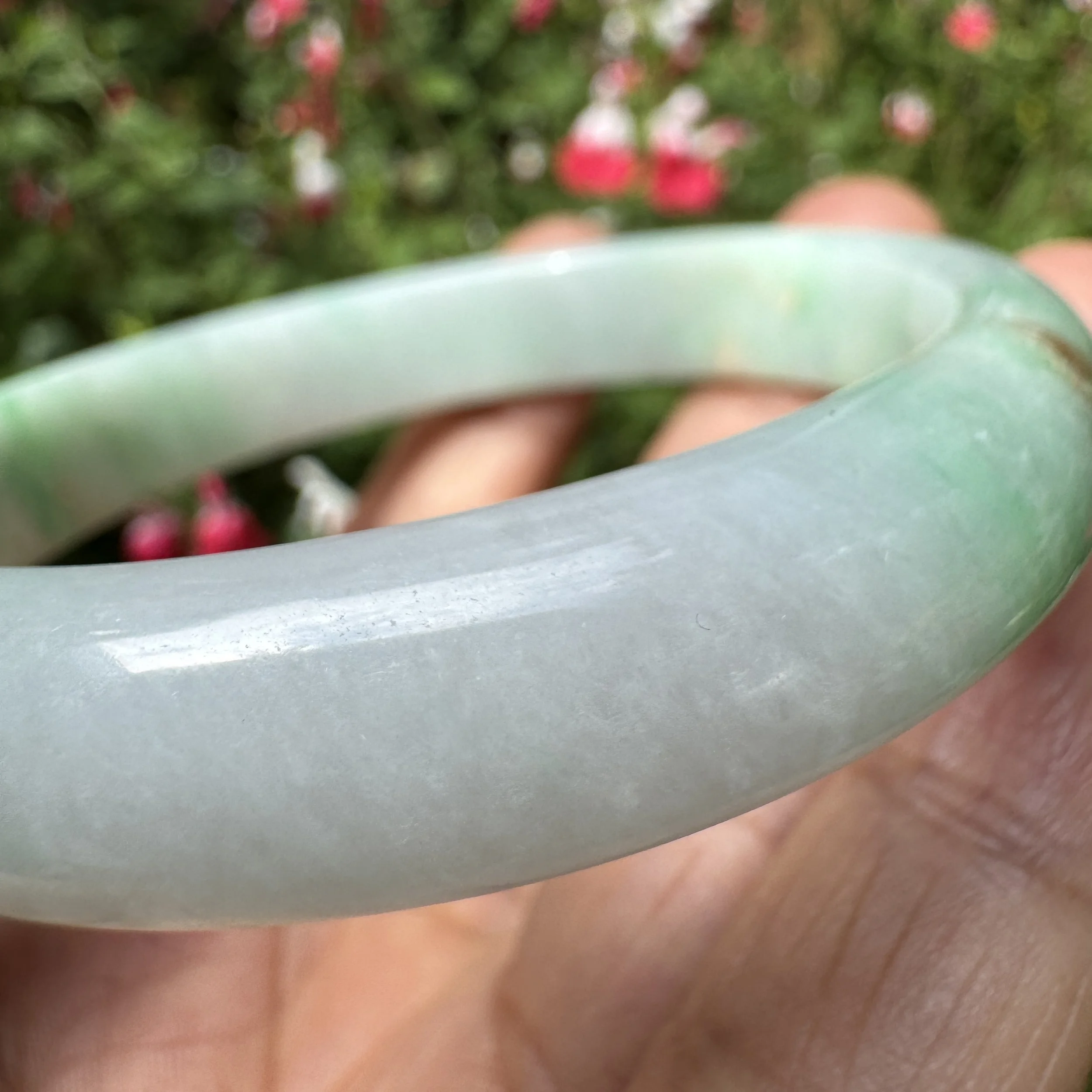 apple green jade-jademastervancouver.com