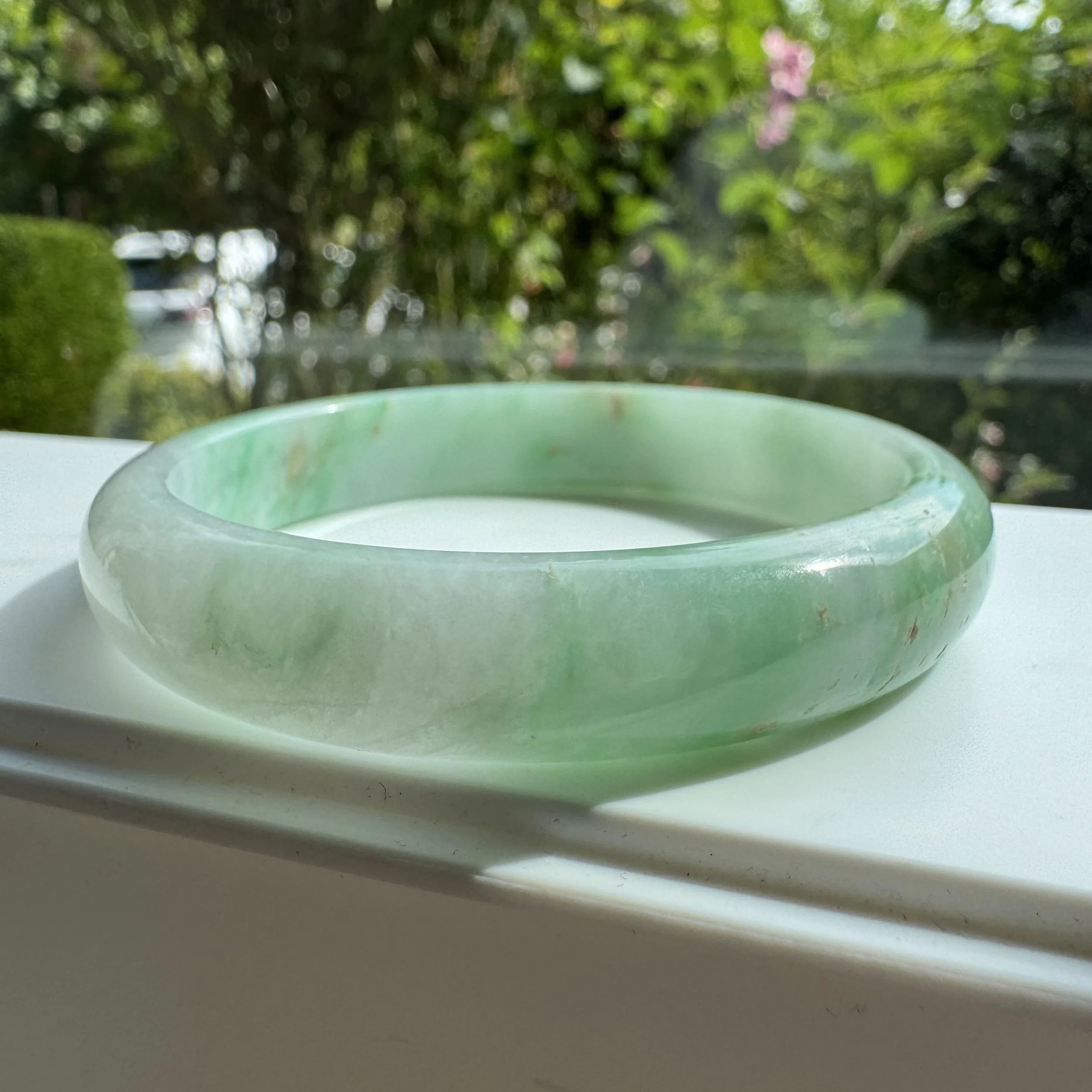 apple green jade-jademastervancouver.com