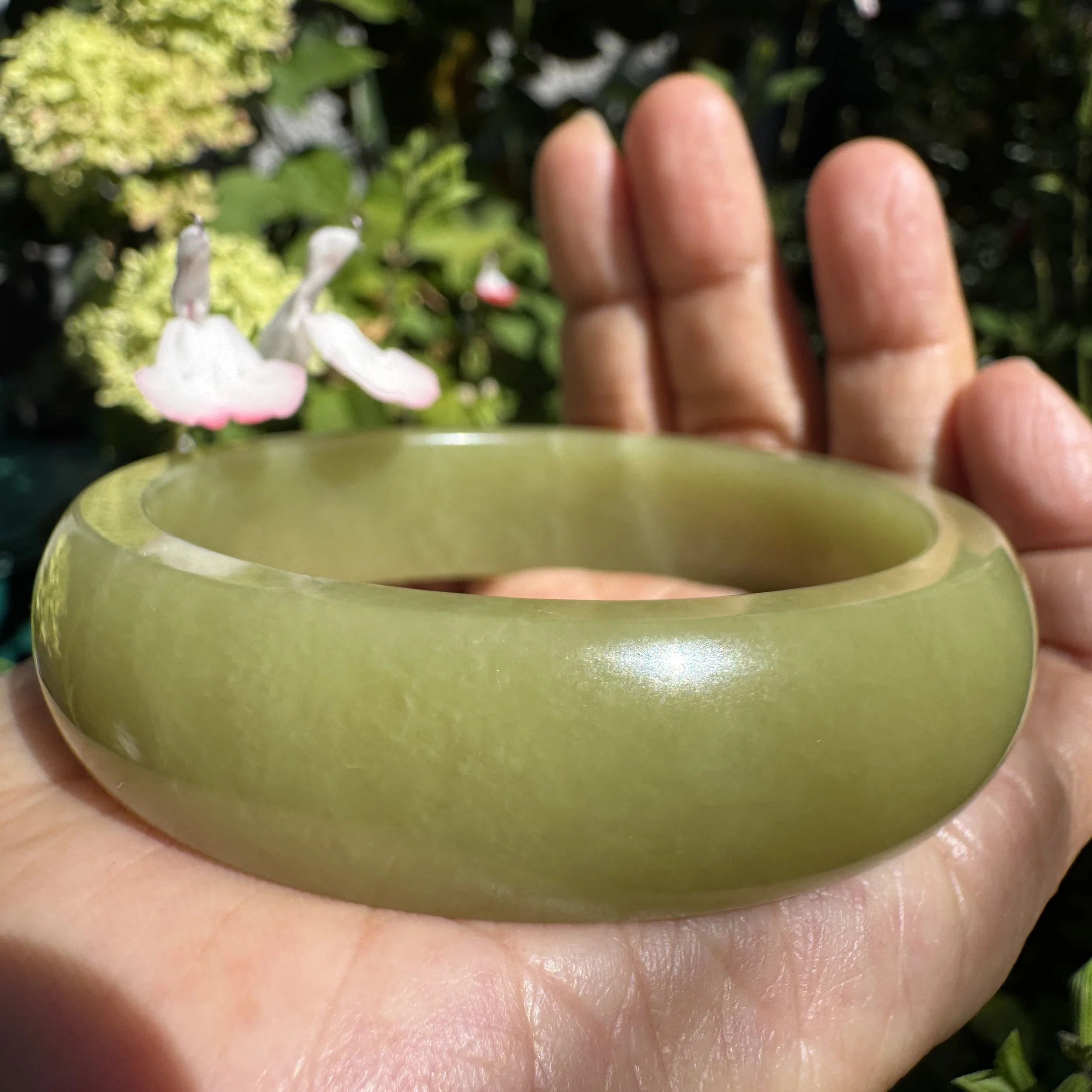 Yellow nephrite jade- jademastervancouver.com