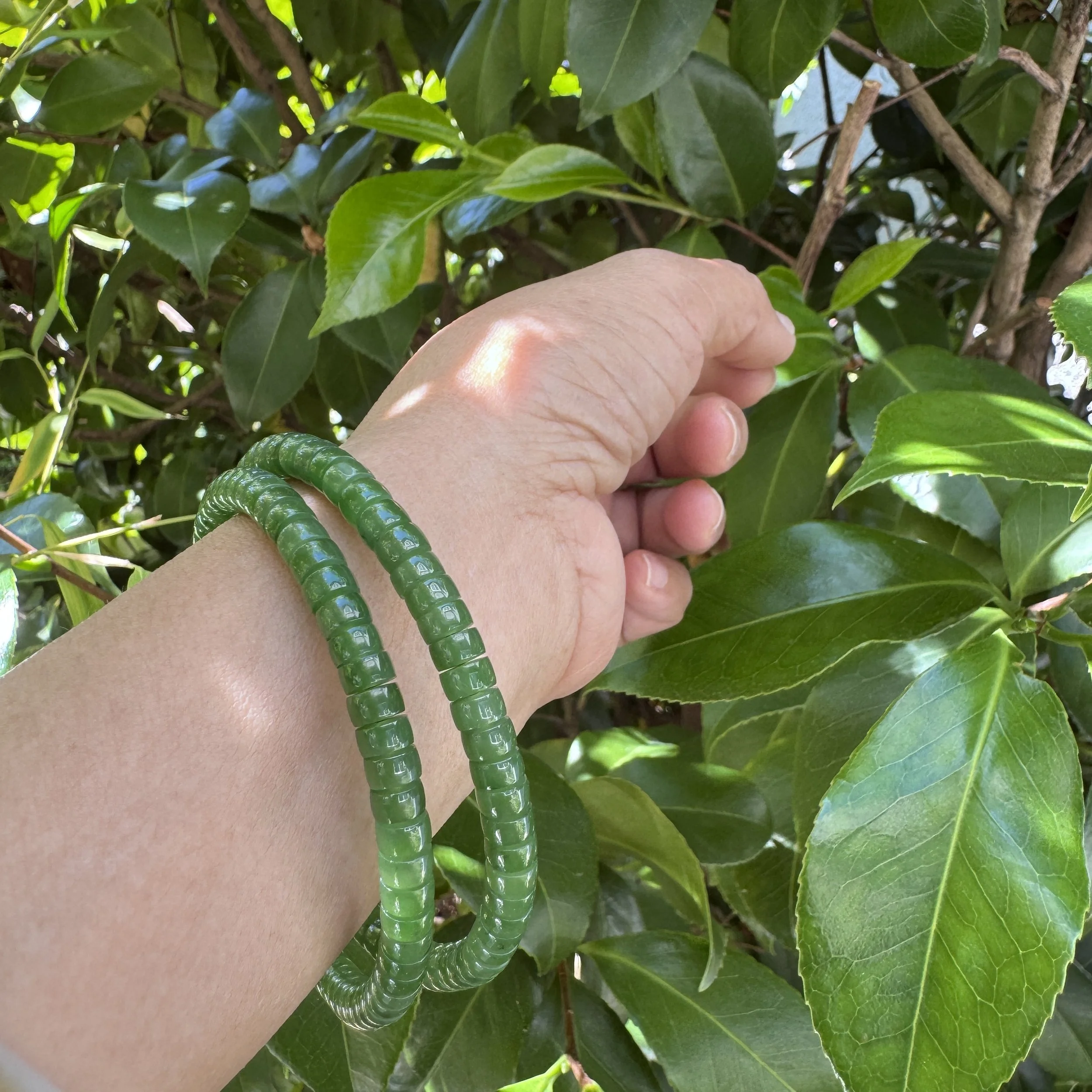 Siberian green nephrite jade- jademastervancouver.com