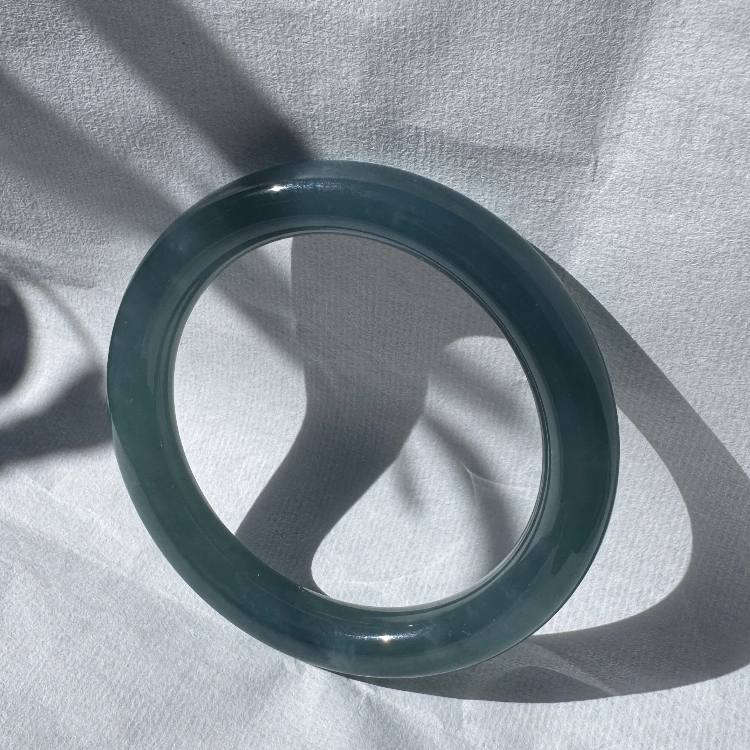 Rare Icy Teal-Blue Guatemalan Jadeite Bangle - High Translucency ( 56.4mm)