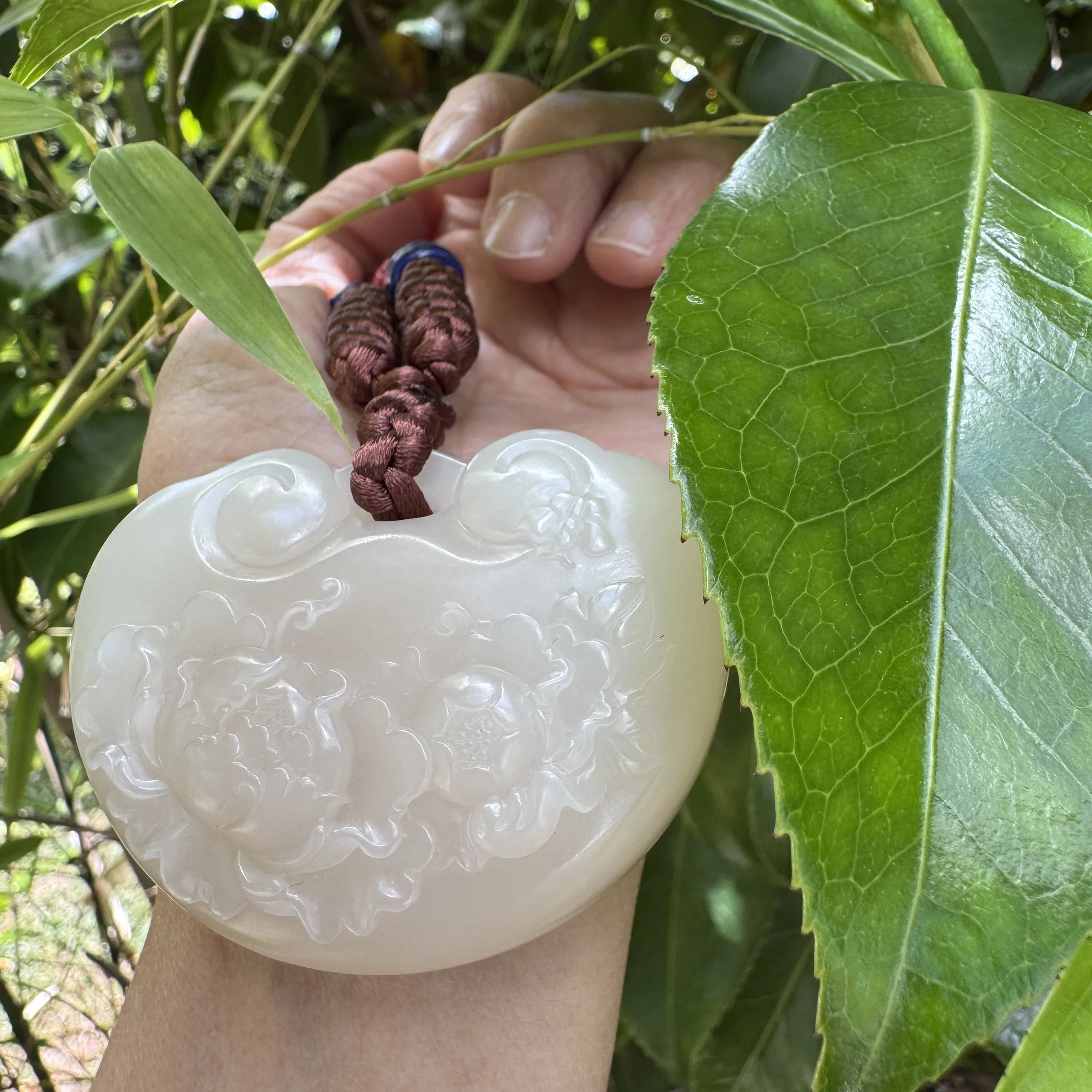 Top grade pink nephrite- jademastervancouver.com