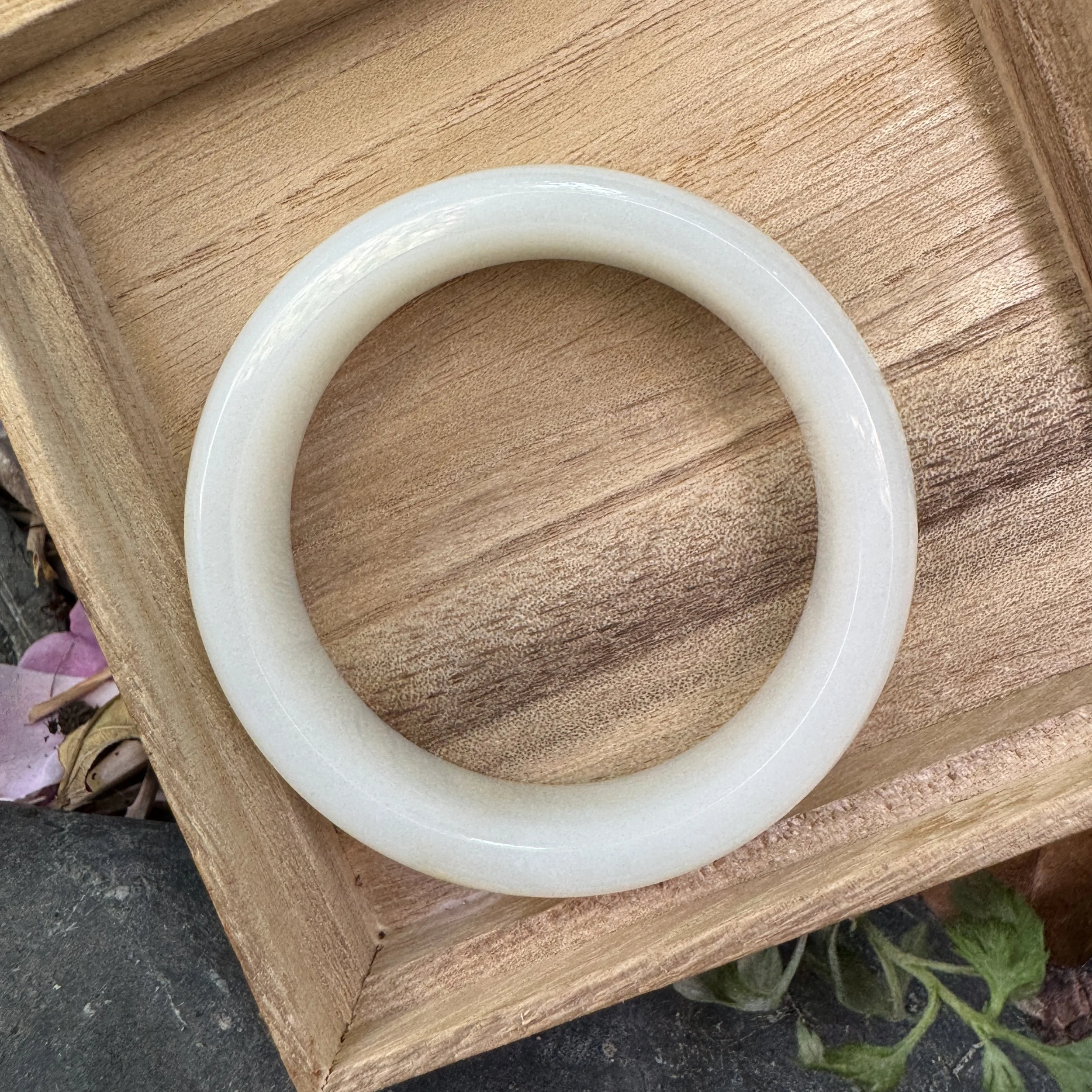 mutton white fat nephrite jade bangle-jademastetvancouver.com