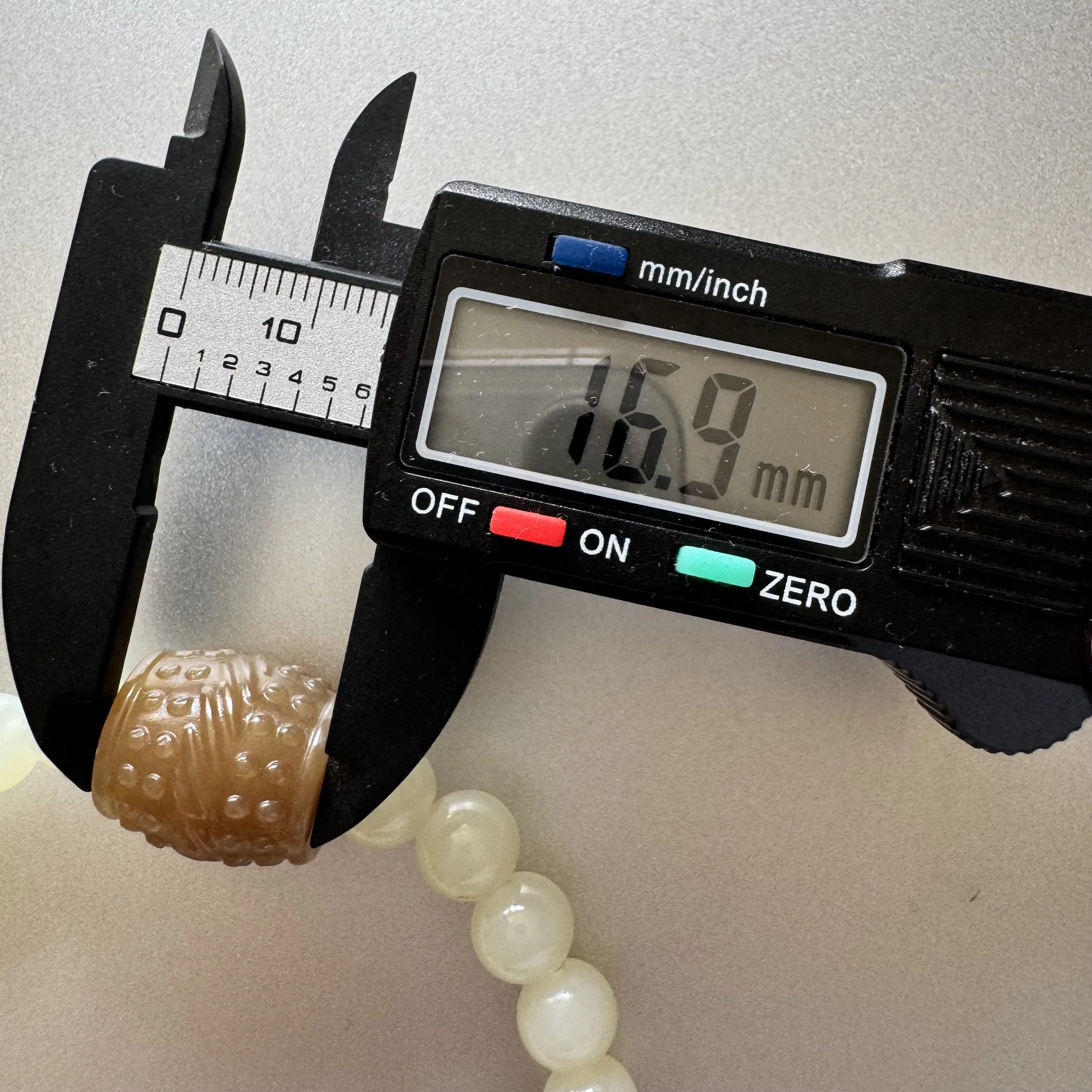 jademastervancouver.com