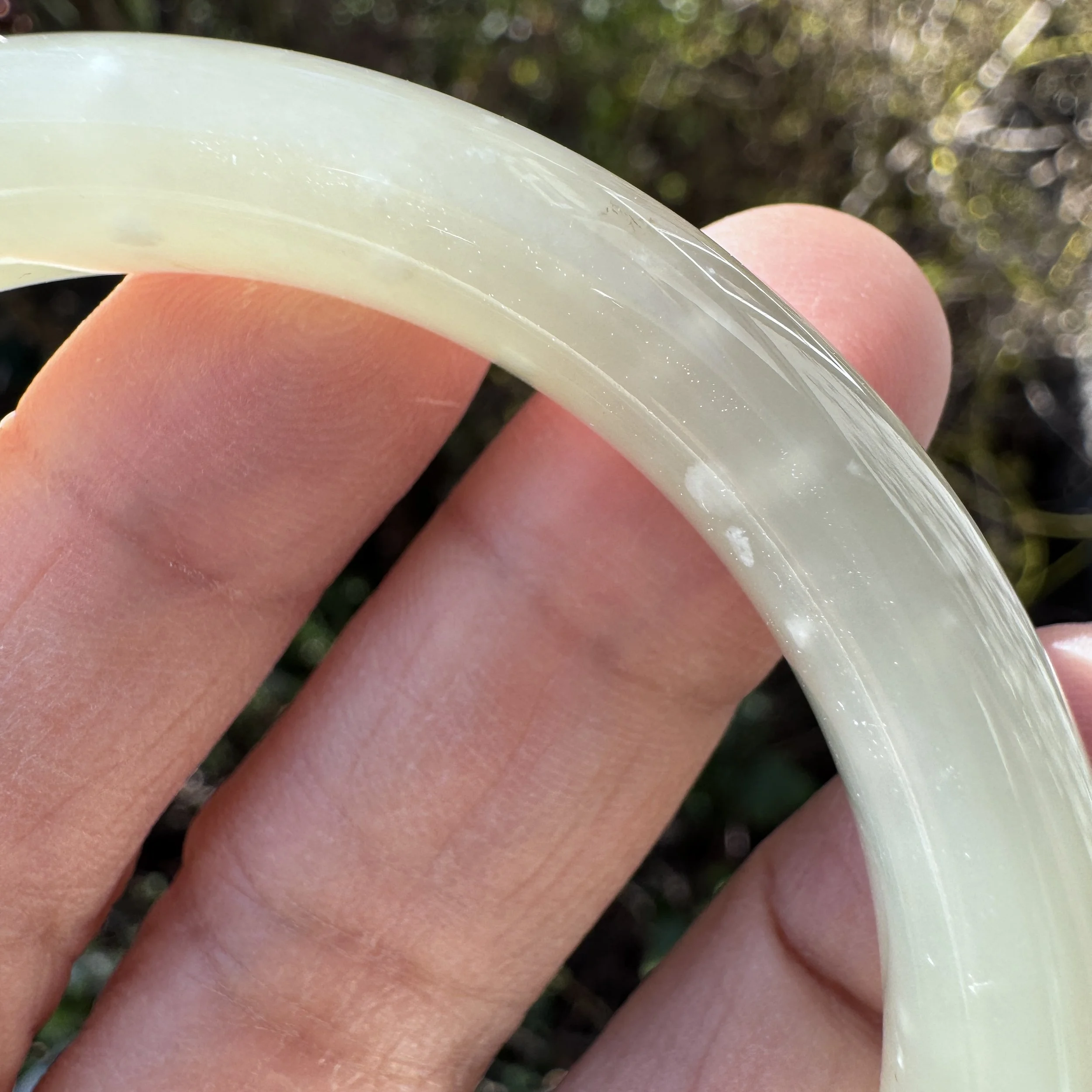 Jade bracelet （57.3mm）- unique snowflake " Honey" Hetian Nephrite Jade Bangle