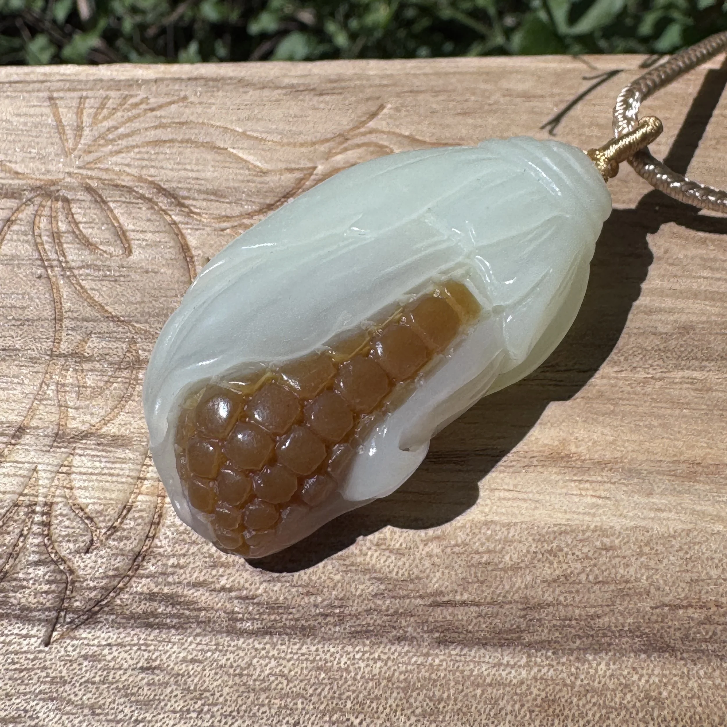 Hand-Carved Top-Grade Hetian Sugar White Nephrite Jade Corn Pendant