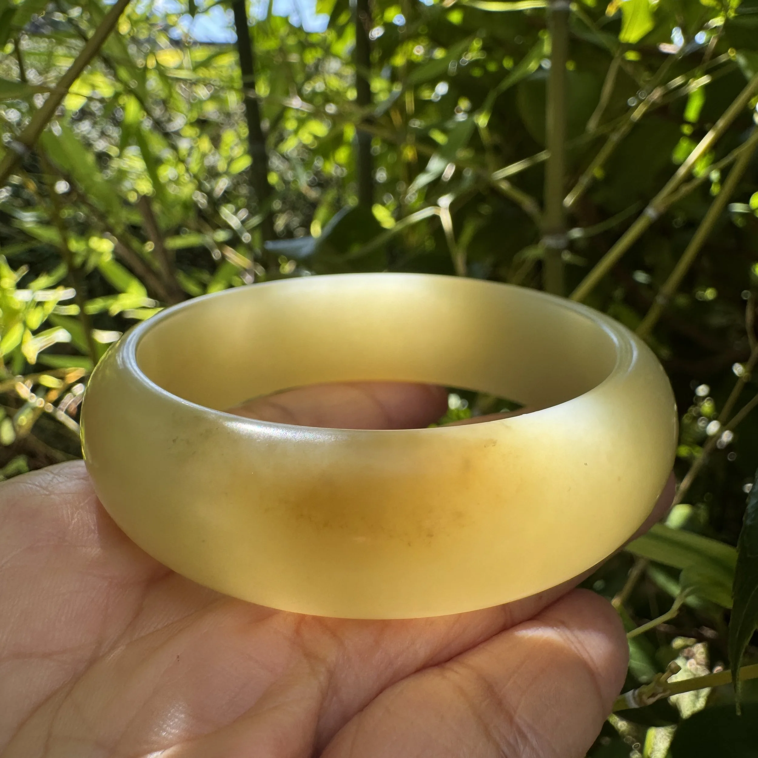 Hand-held natural Hetian golden brown sugar nephrite jade bangle