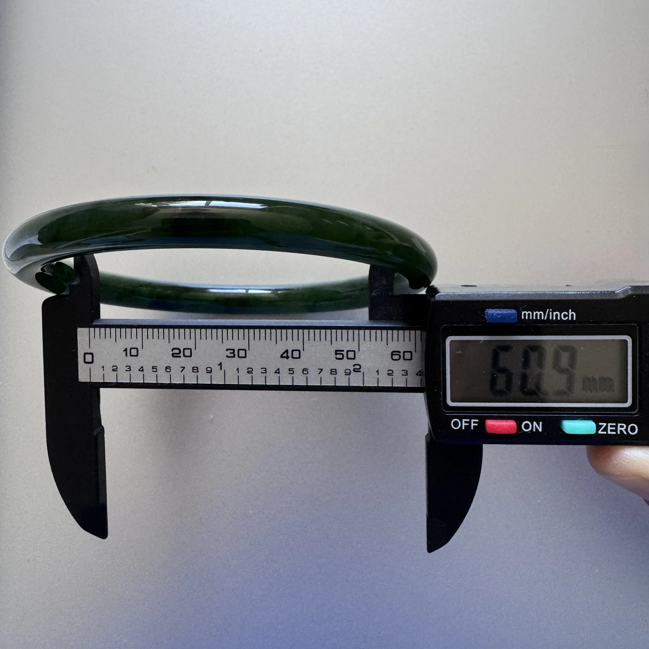 Canadian jade-jademastervancouver.com