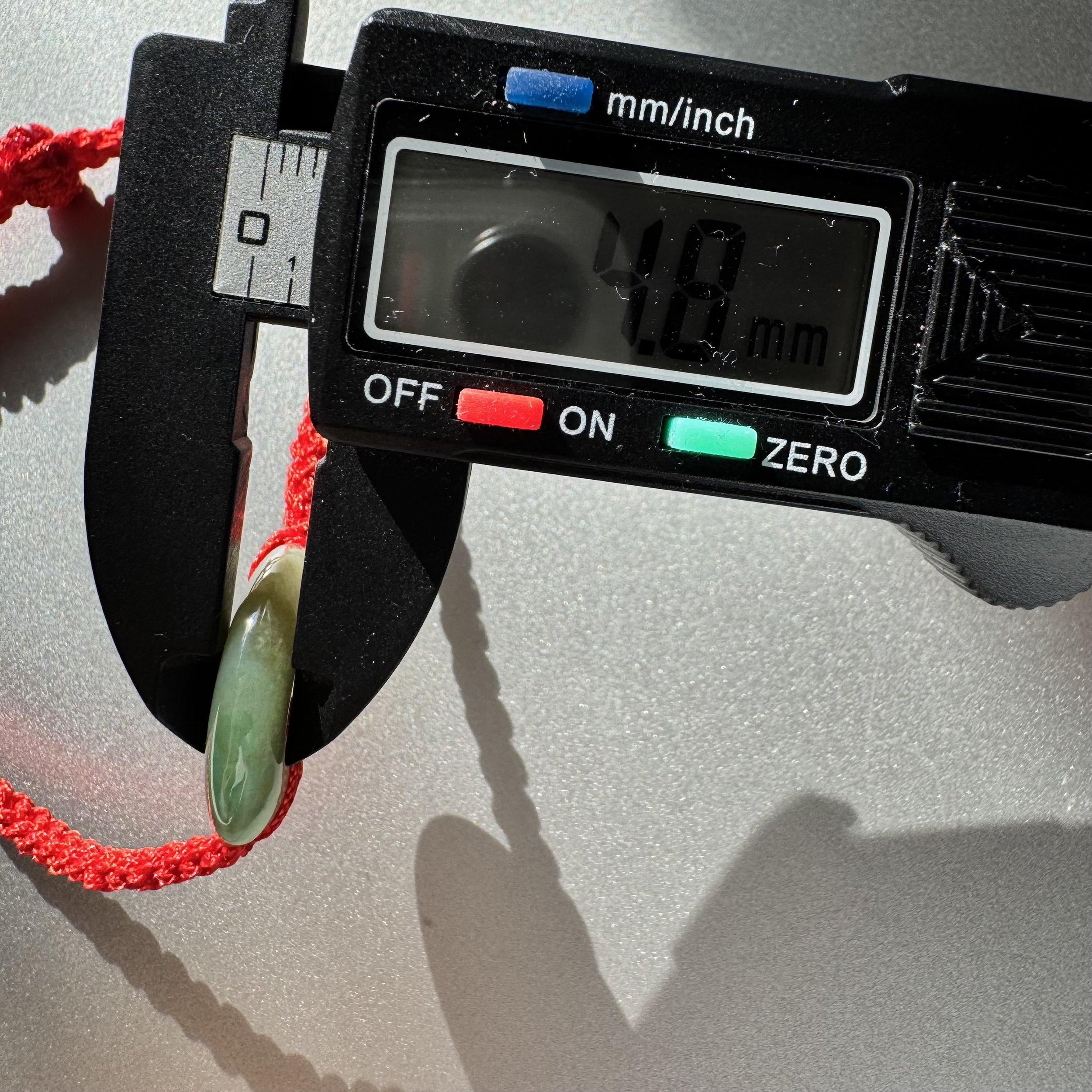 jademastervancouver.com